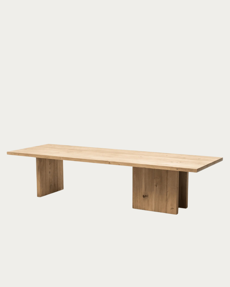 SYLVIA dining table