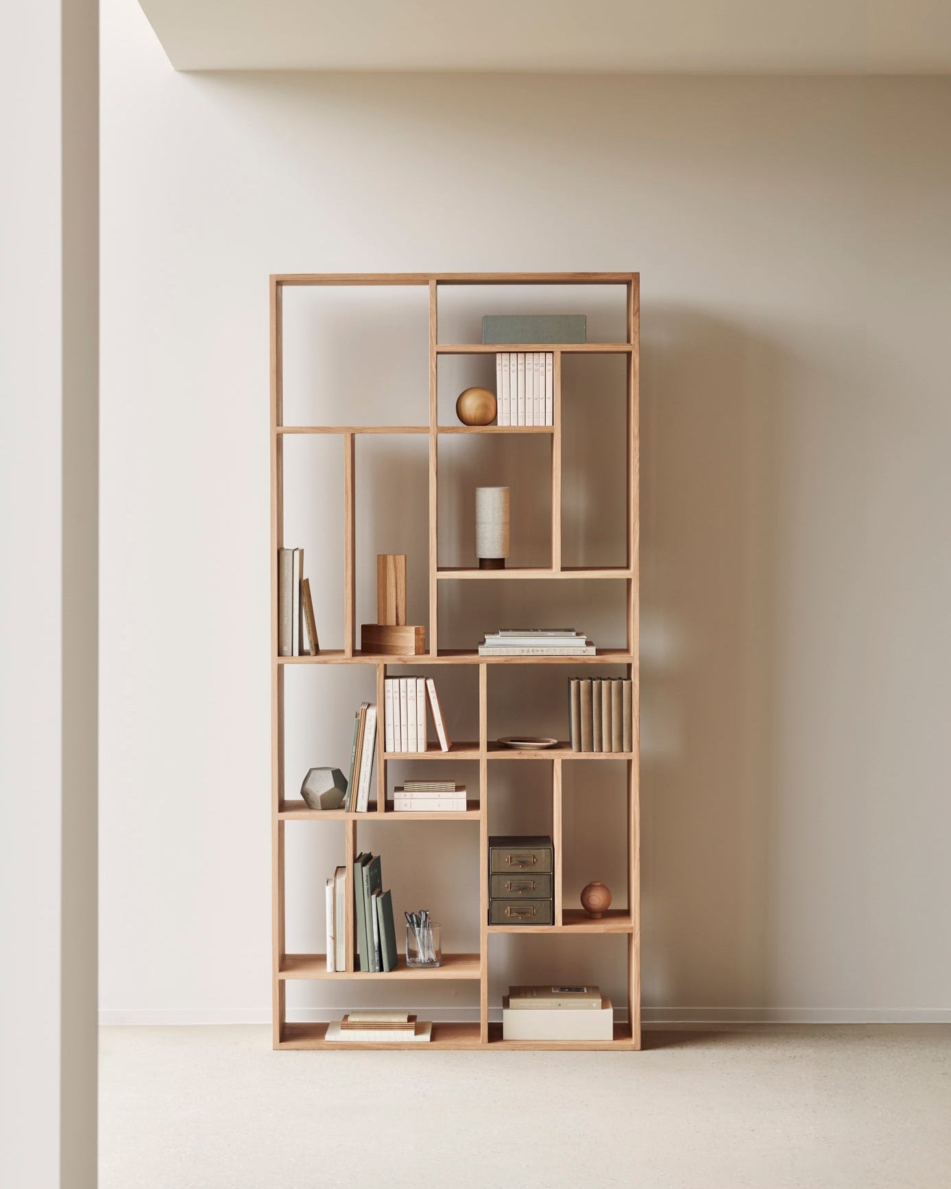 Shelf M - 104x219cm