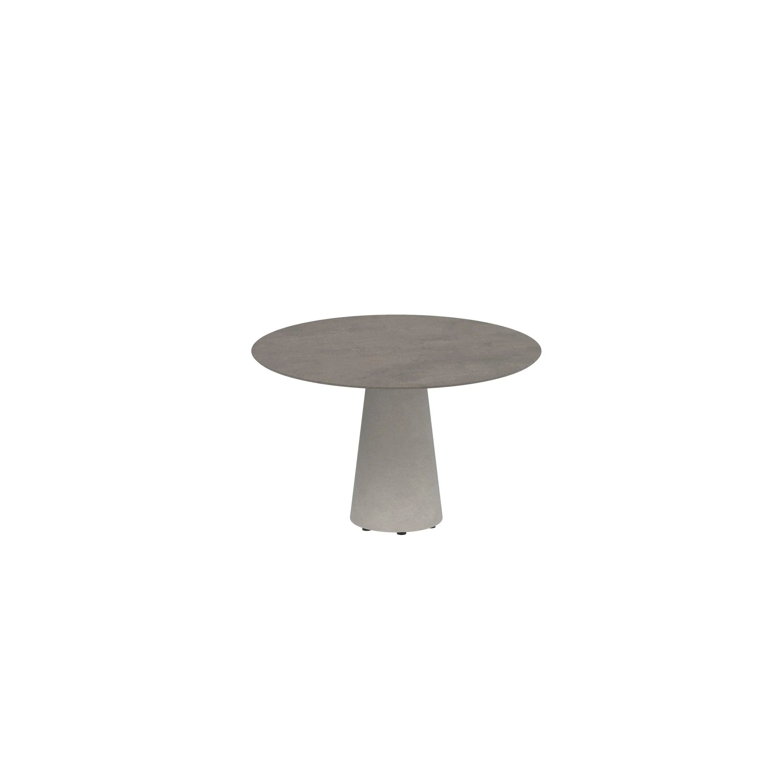 CONIX dining table