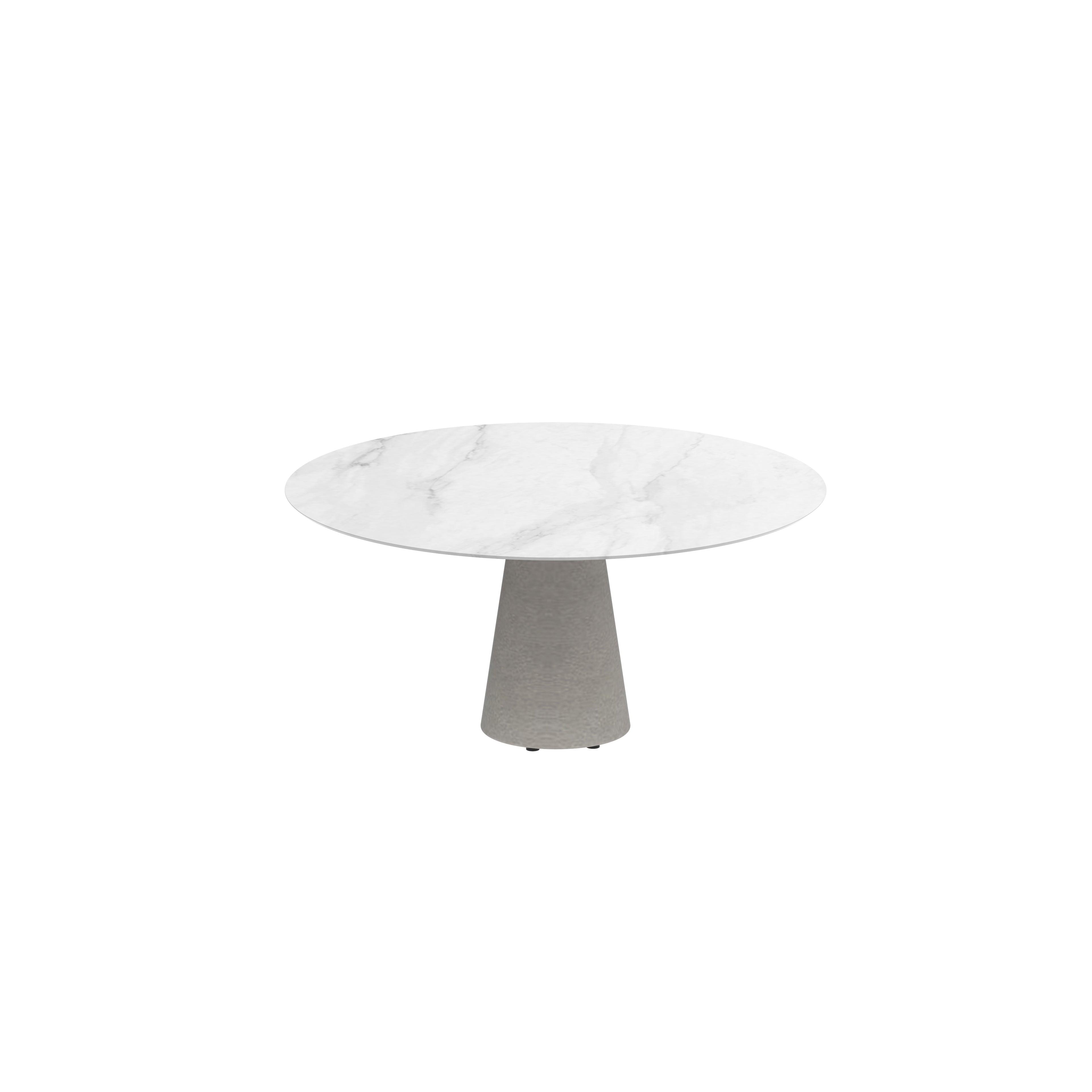 CONIX dining table