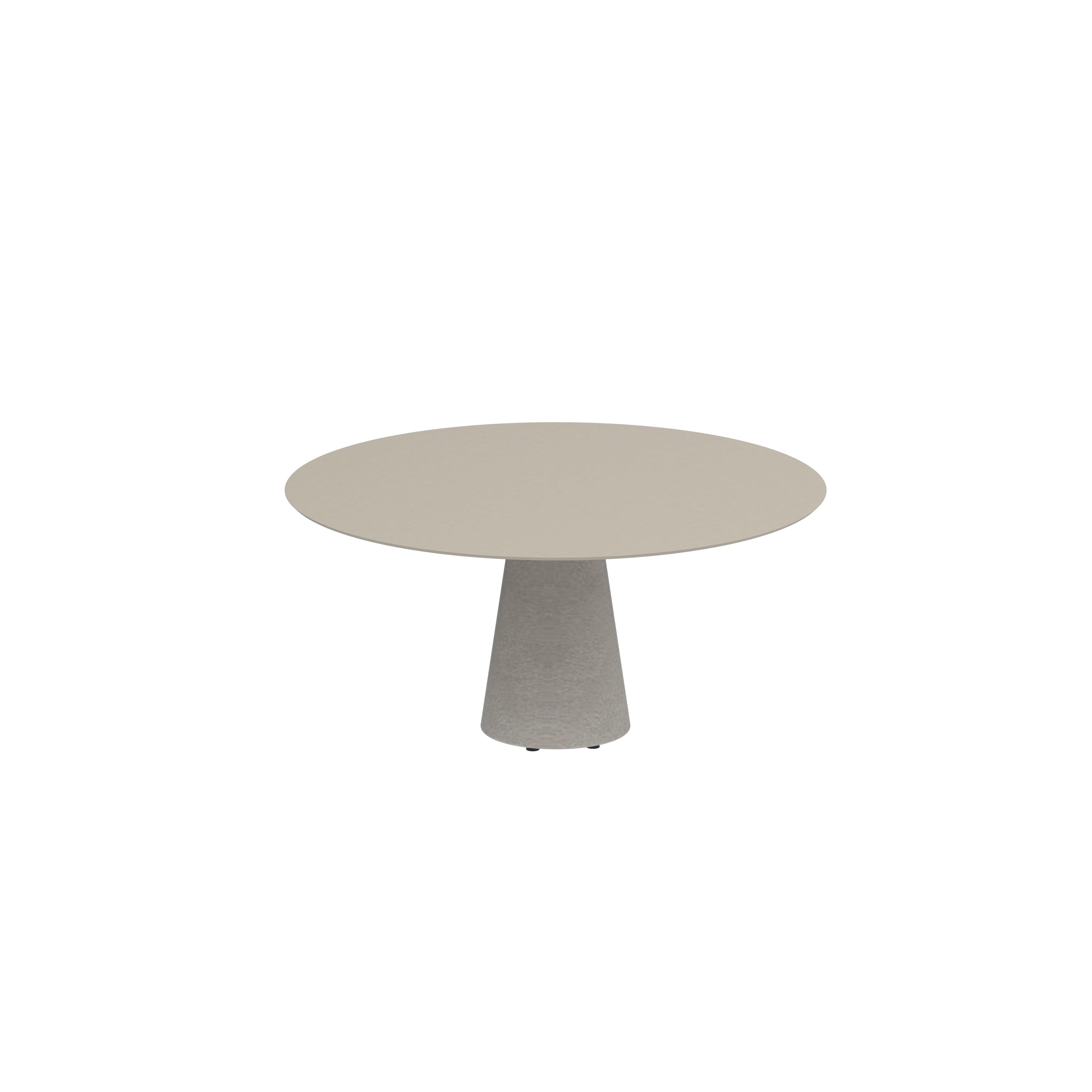 CONIX dining table
