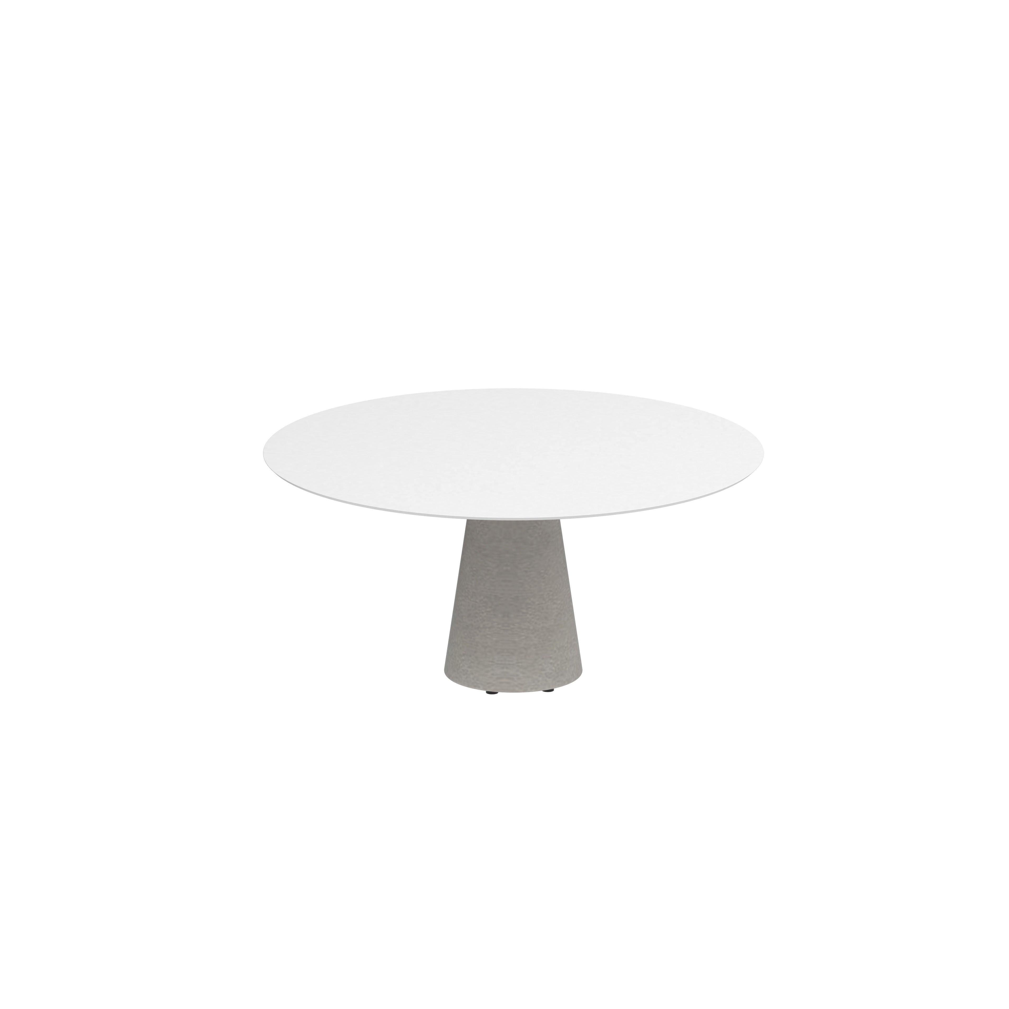 CONIX dining table