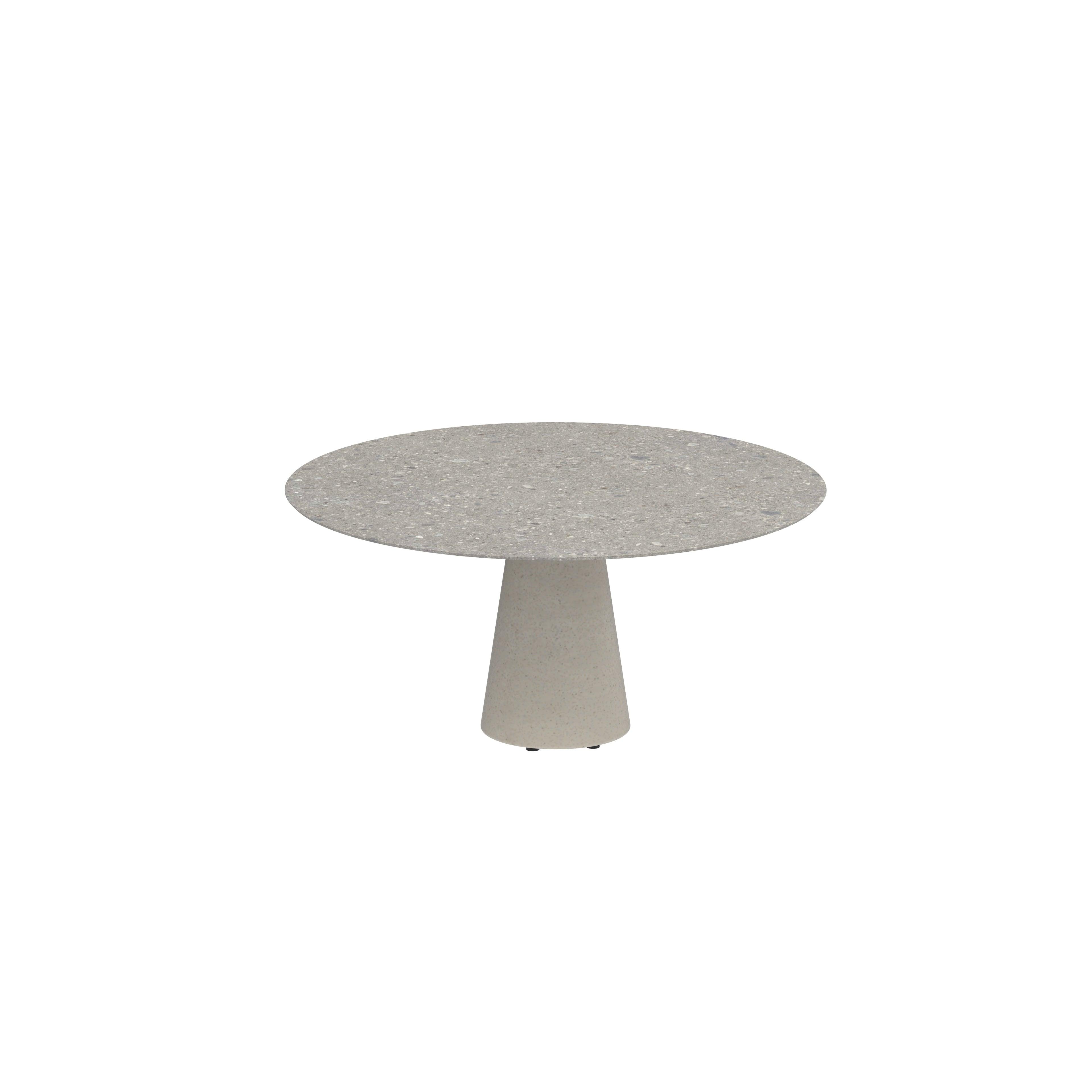 CONIX dining table