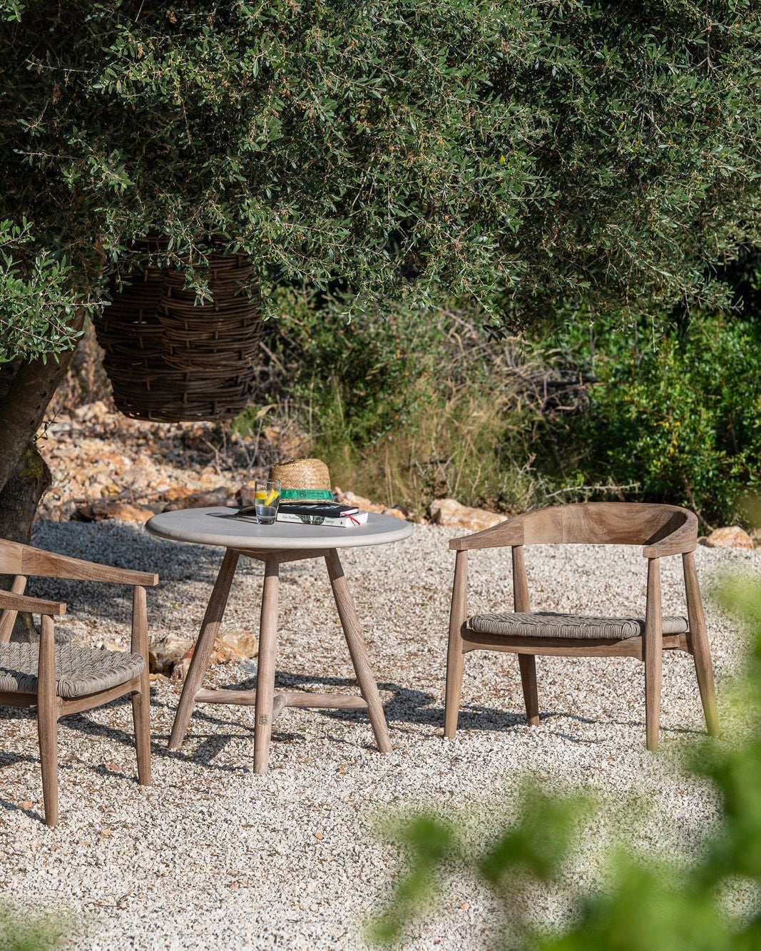 Bistro table low FAYE concrete