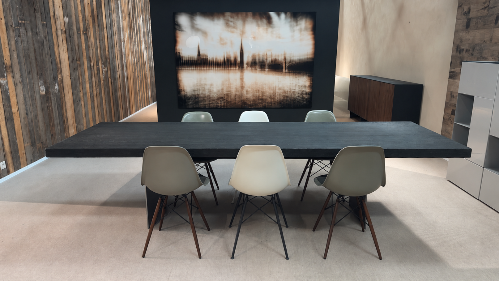 Table à manger Scholtissek ZETT « Mammut » avec montants en fer noir pour l'intérieur