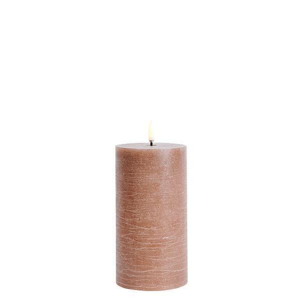 Kerze PILLAR RUSTIC LED Uyuni Caramel Ø7.8 x 15.2cm | Piffany | Homestorys