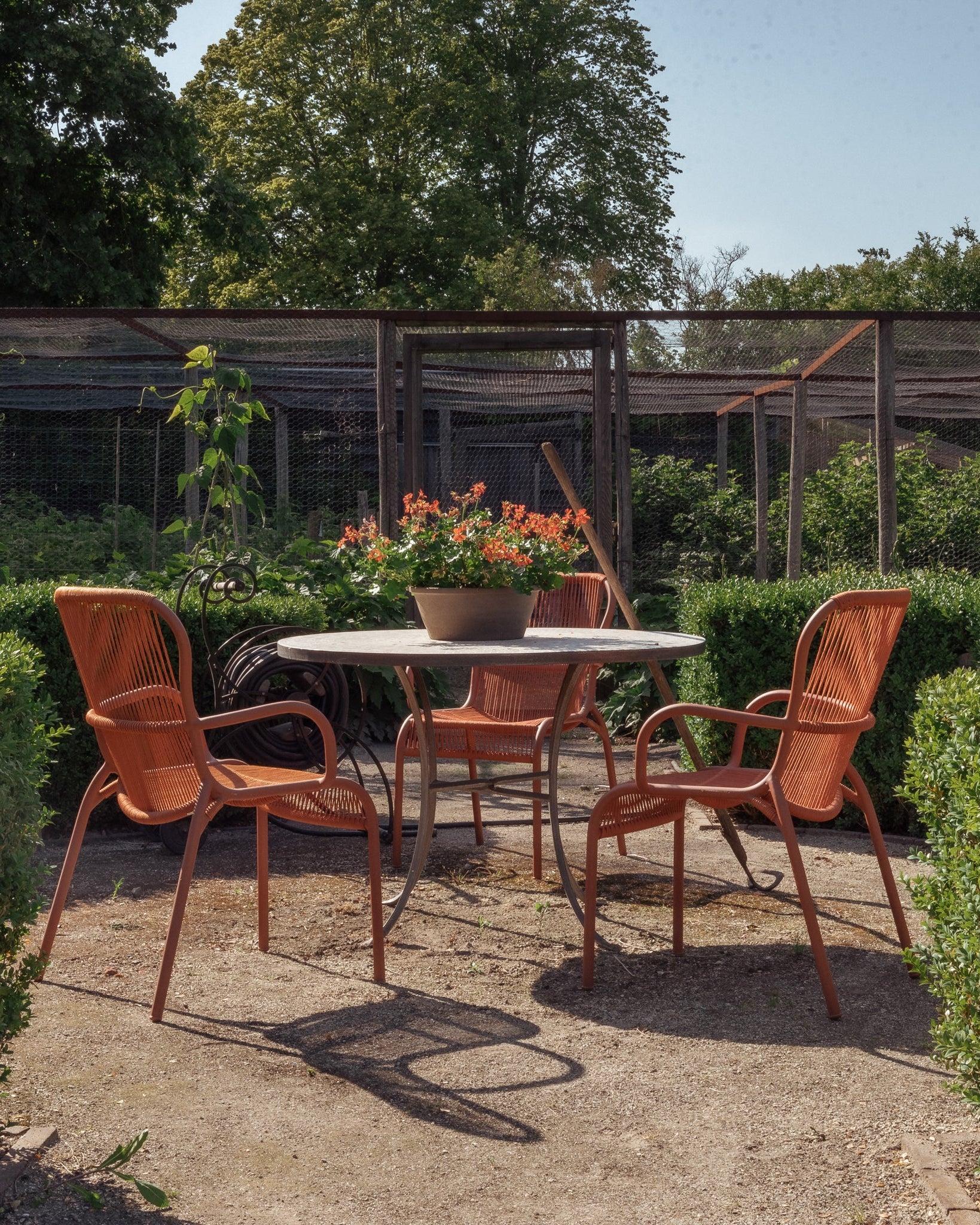 Chaise avec accoudoirs LOOP Rope