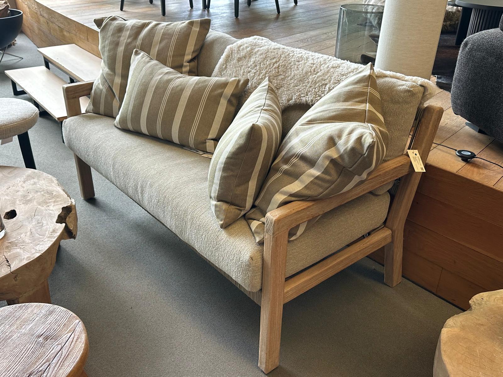EXPO Gommaire MARIO Garden Sofa