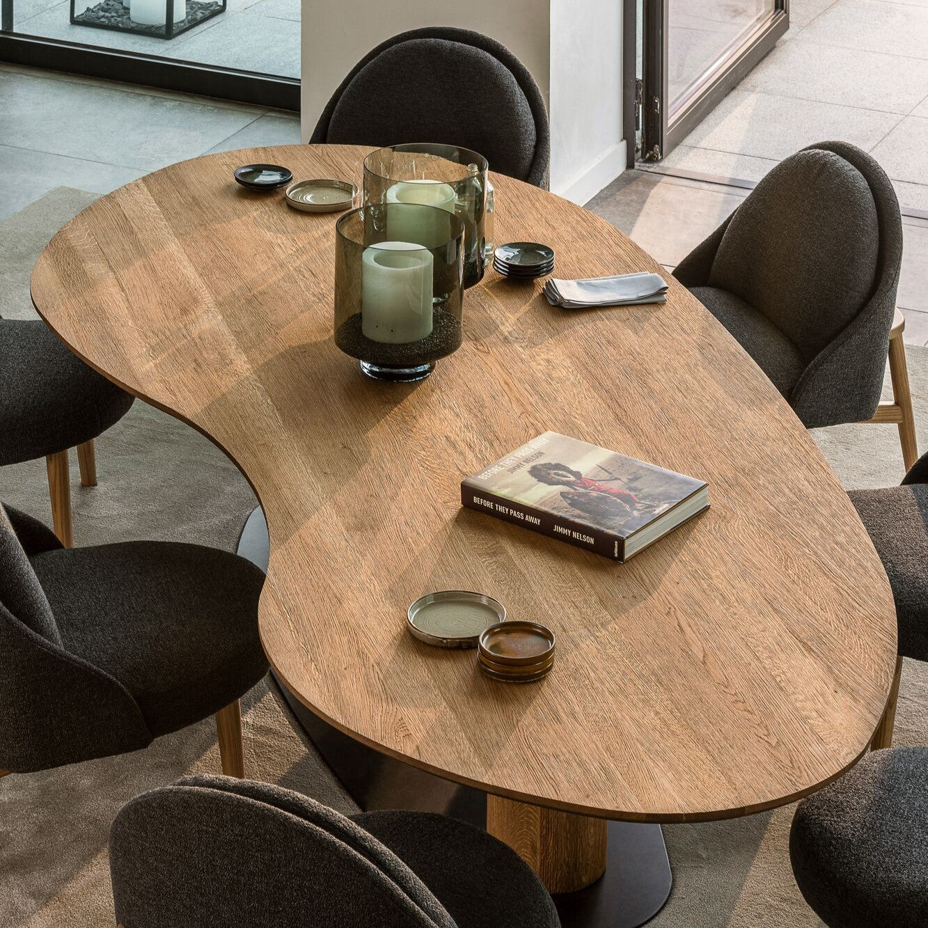 Dining table bardi