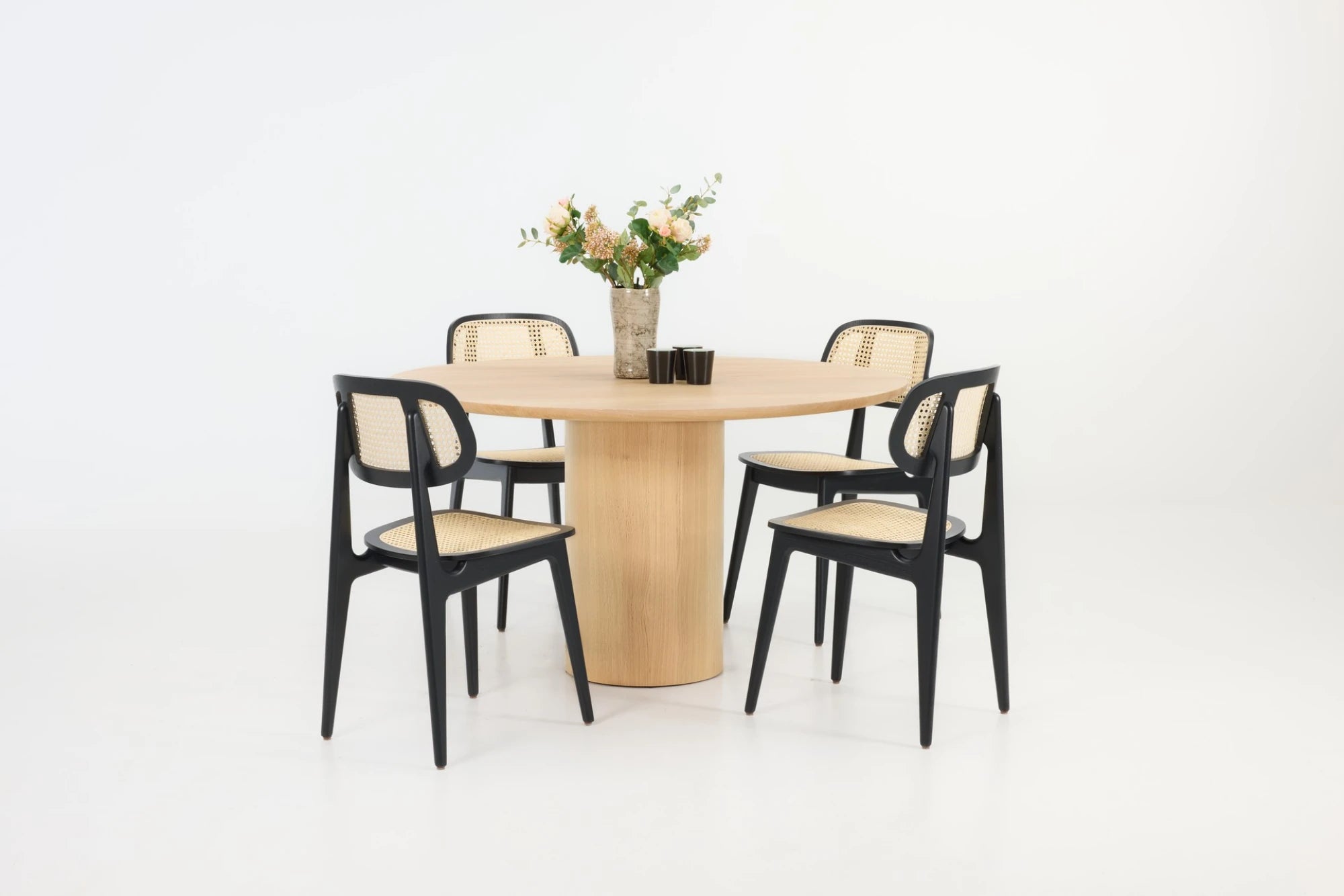 Dining Table ATLAS Round