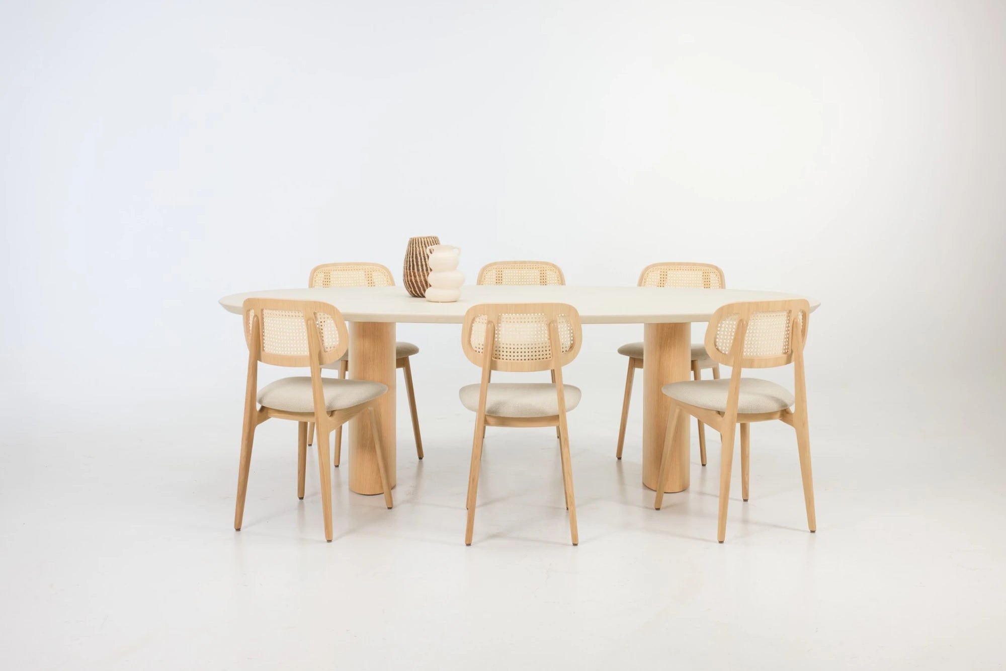 FOSTER Ellipse Dining Table