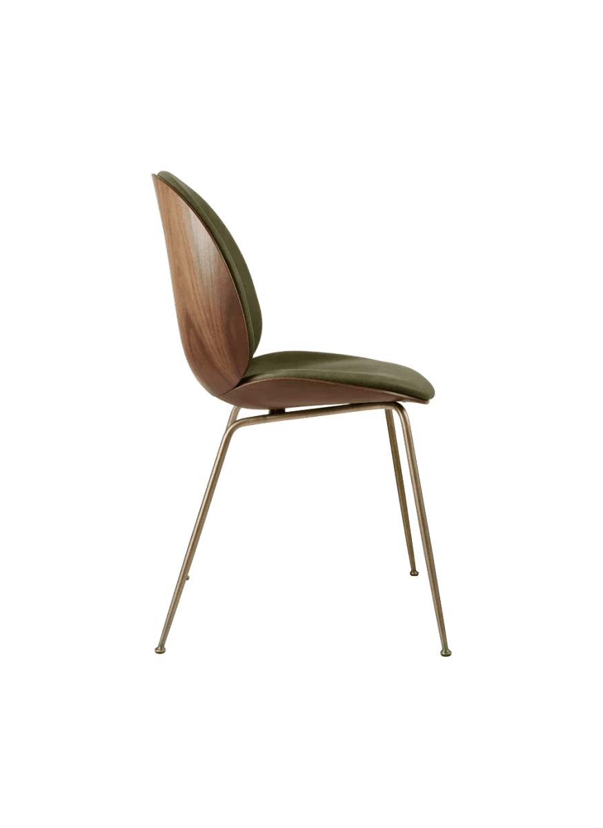 Gubi - Esstischstuhl BEETLE - 3D Furnier - 10115085 | Homestorys