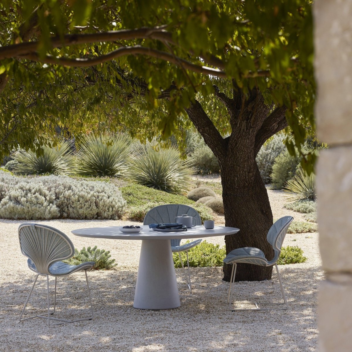 Royal Botania - Esstisch CONIX - CNX 120R BBD | Homestorys