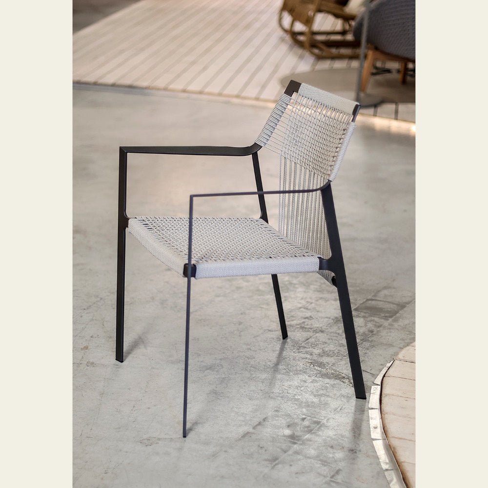 Tribù - EXPO Tribù NODI Armlehnstuhl - 1000003435877 | Homestorys