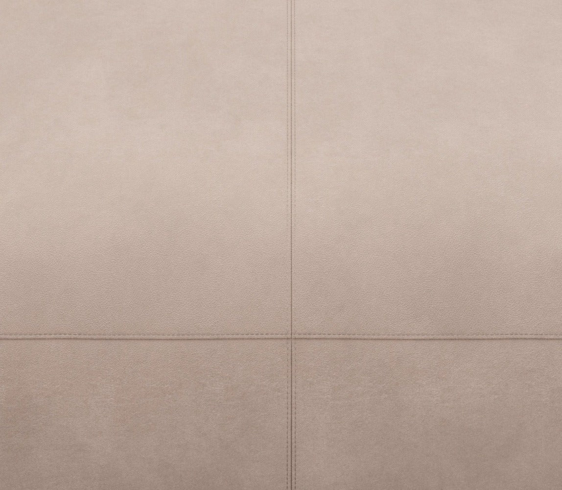 Nahaufnahme des Vetsak Sofa Seitenteils 84x31 cm in Stone – edle Lederstruktur und präzise Verarbeitung im Detail