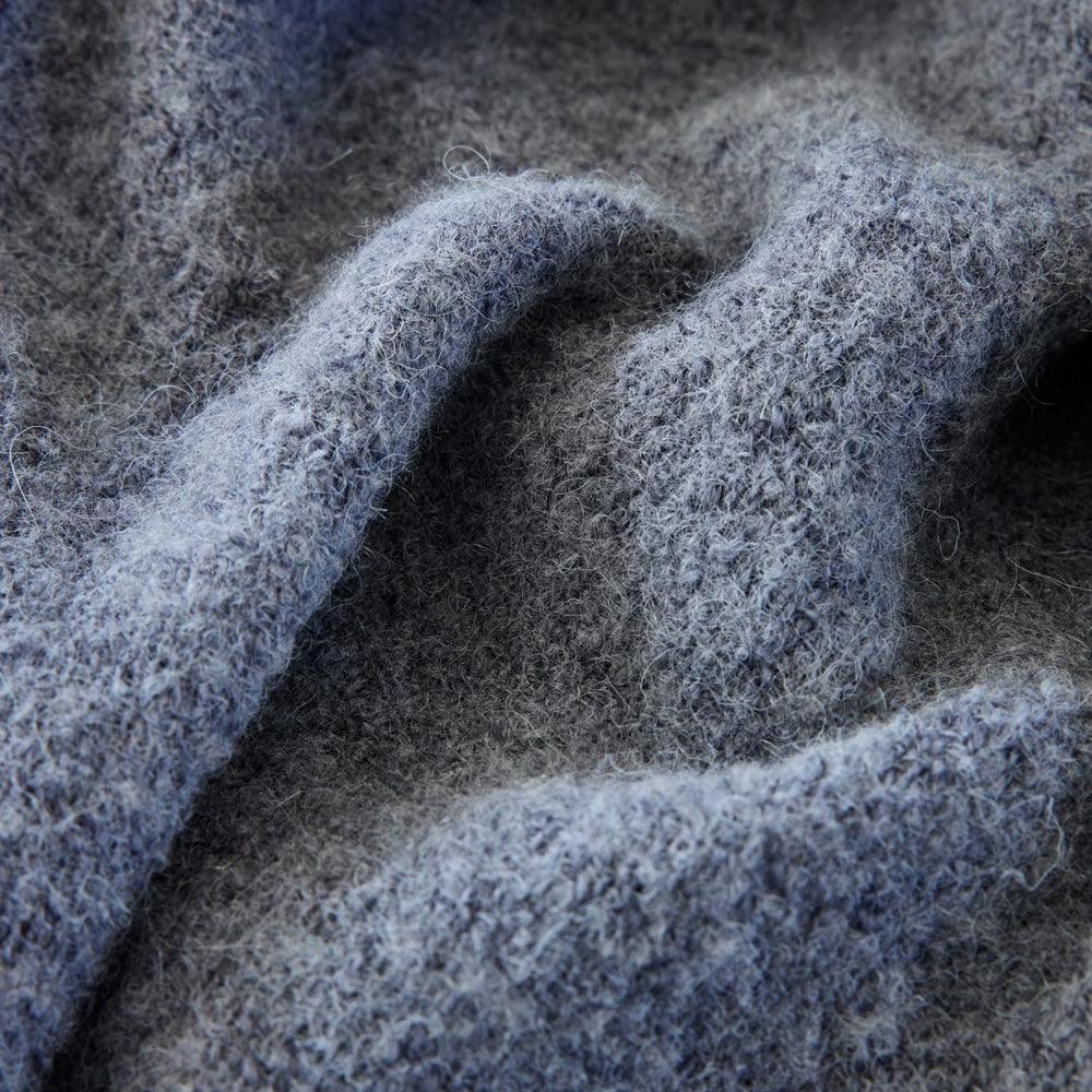 TED Kuscheldecke Dark Navy – gemütlicher Akzent für Interior-Design mit Struktur & Tiefe