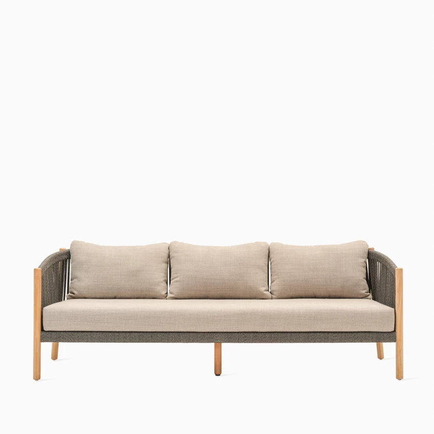 Canapé de jardin Vincent Sheppard LENTO 3 places en teck anthracite avec coussins couleur amande