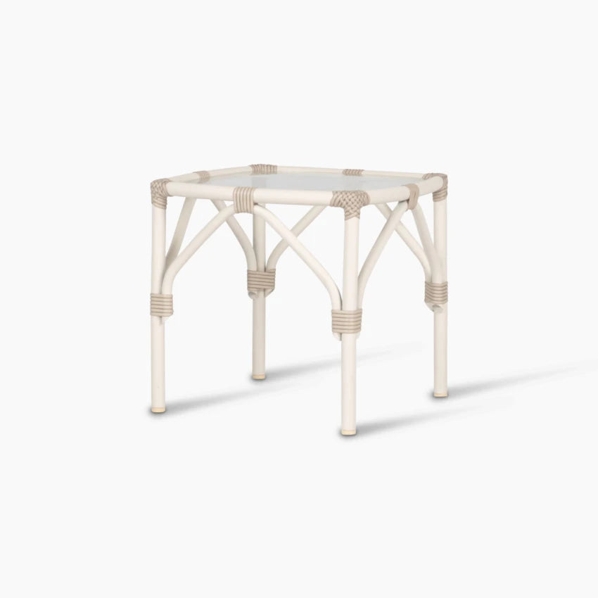 Vincent Sheppard LUCY : table d'appoint, détail avec tressage en polyéthylène et structure en aluminium