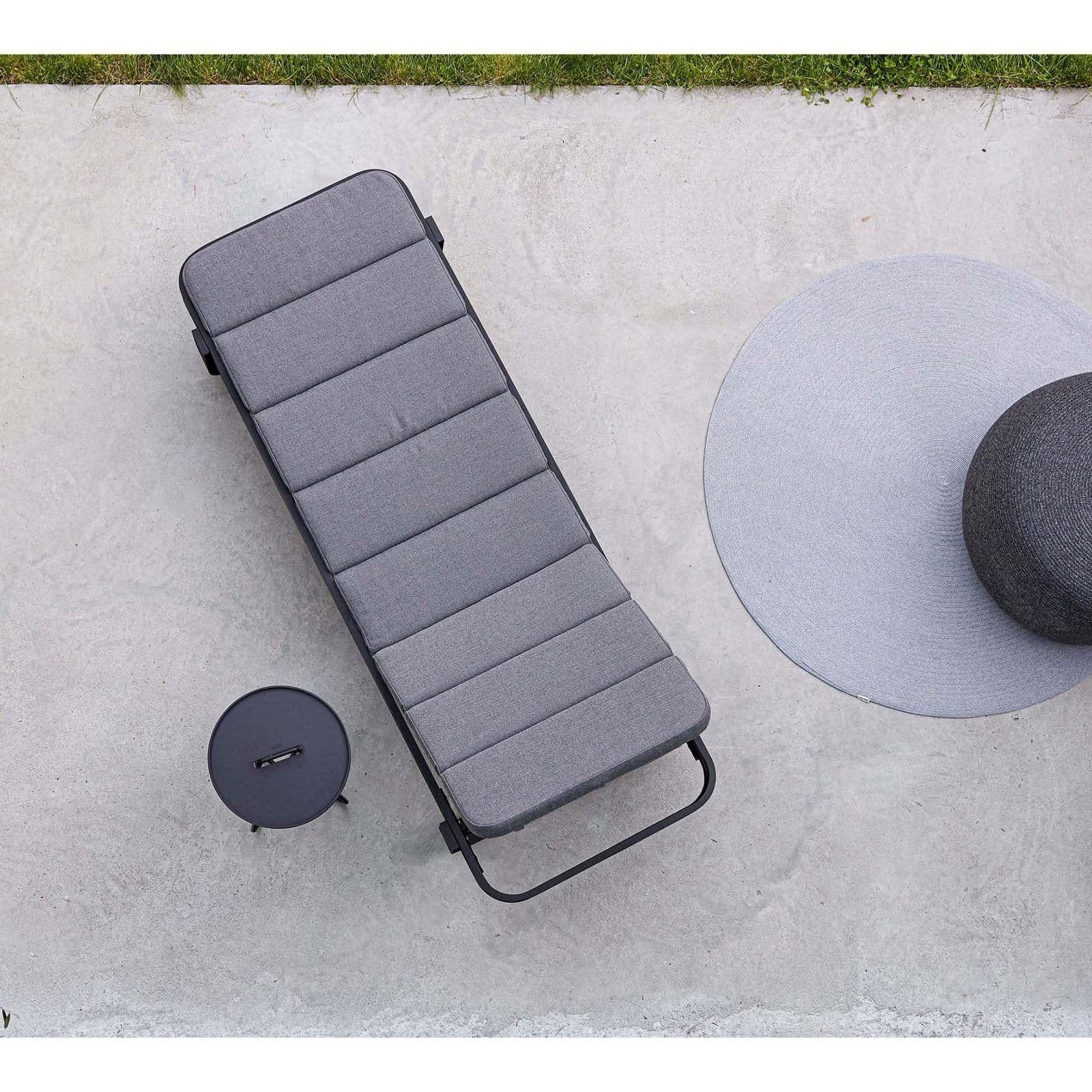 Sonnenliege CUT mit Kissen - Original Homestories