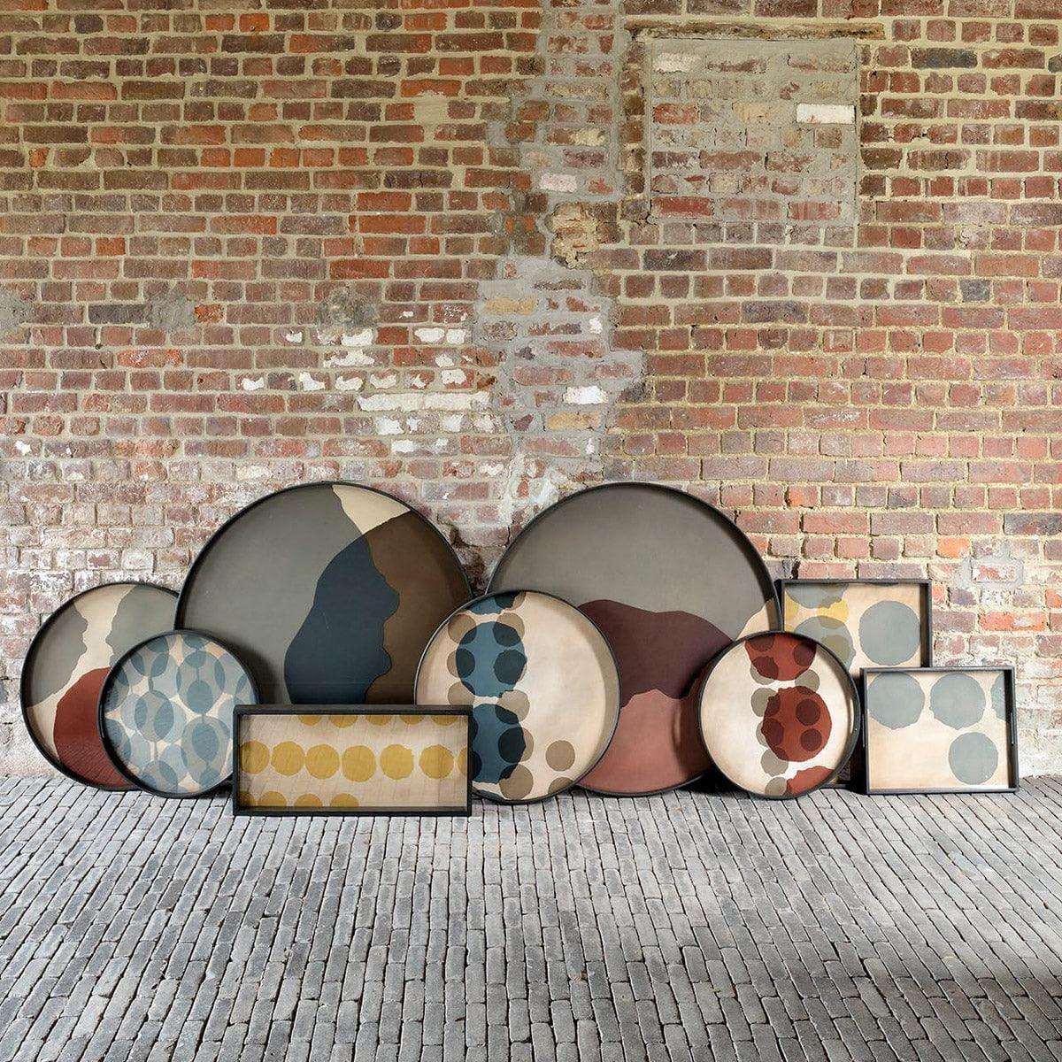 Tablett TRANSLUCENT SILHOUETTES PINOT Layered Dots - Ø48 | Ethnicraft | Homestorys