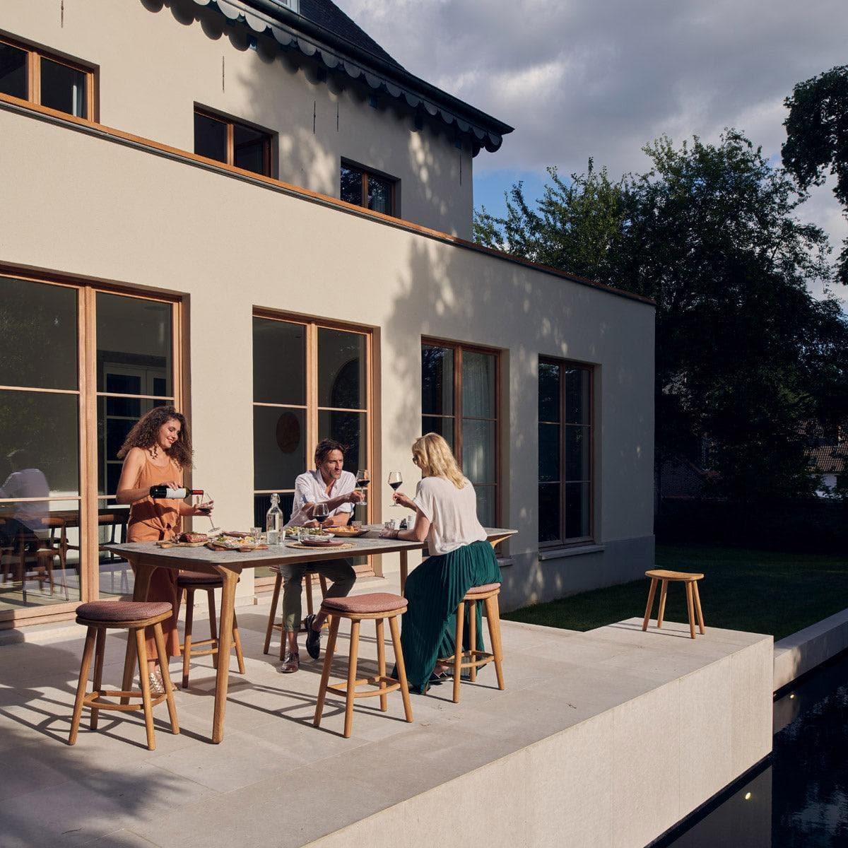 Hocker SOLID - Teak 61cm | Manutti | Homestorys