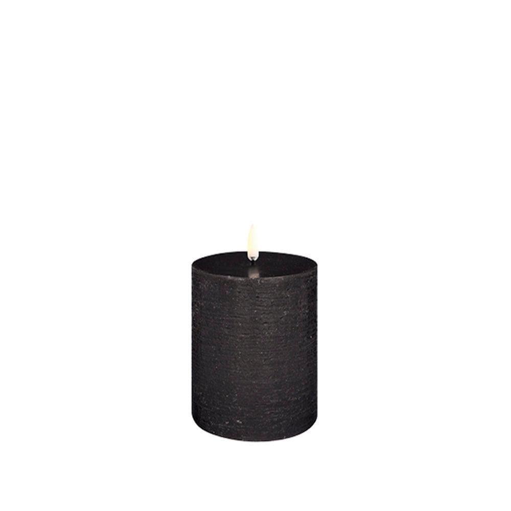Piffany - Kerze PILLAR RUSTIC LED Uyuni - Forest Black Ø7.8 x 10cm - UL-PI-FB78010 | Homestorys