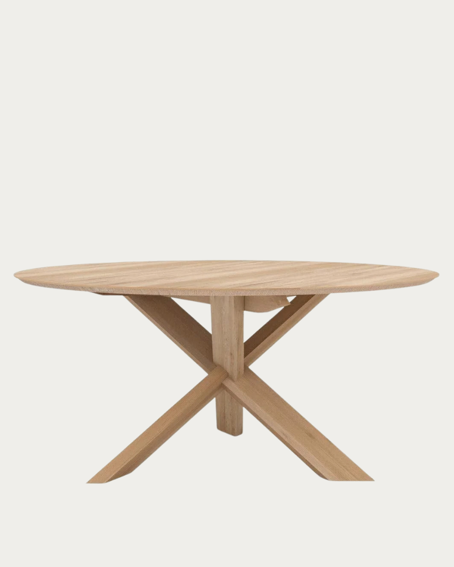 CIRCLE dining table