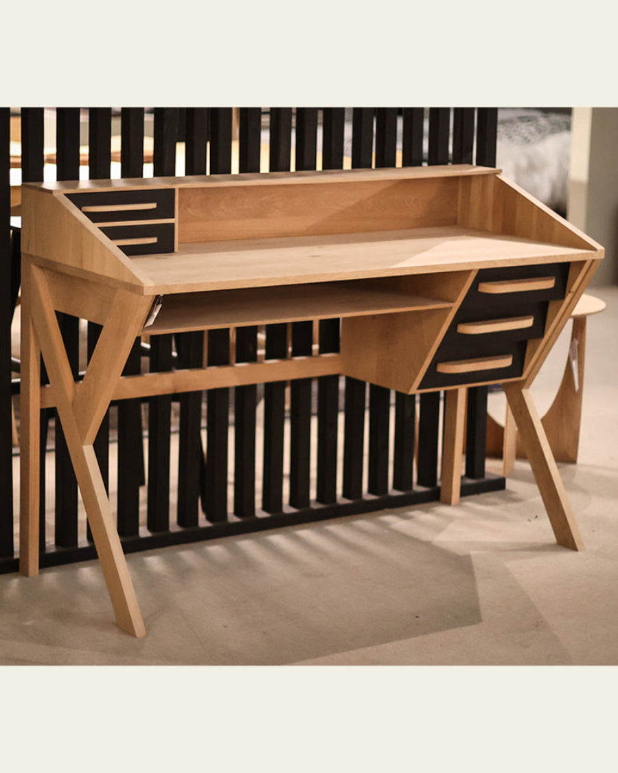 EXPO Ethnicraft ORIGAMI Bureau