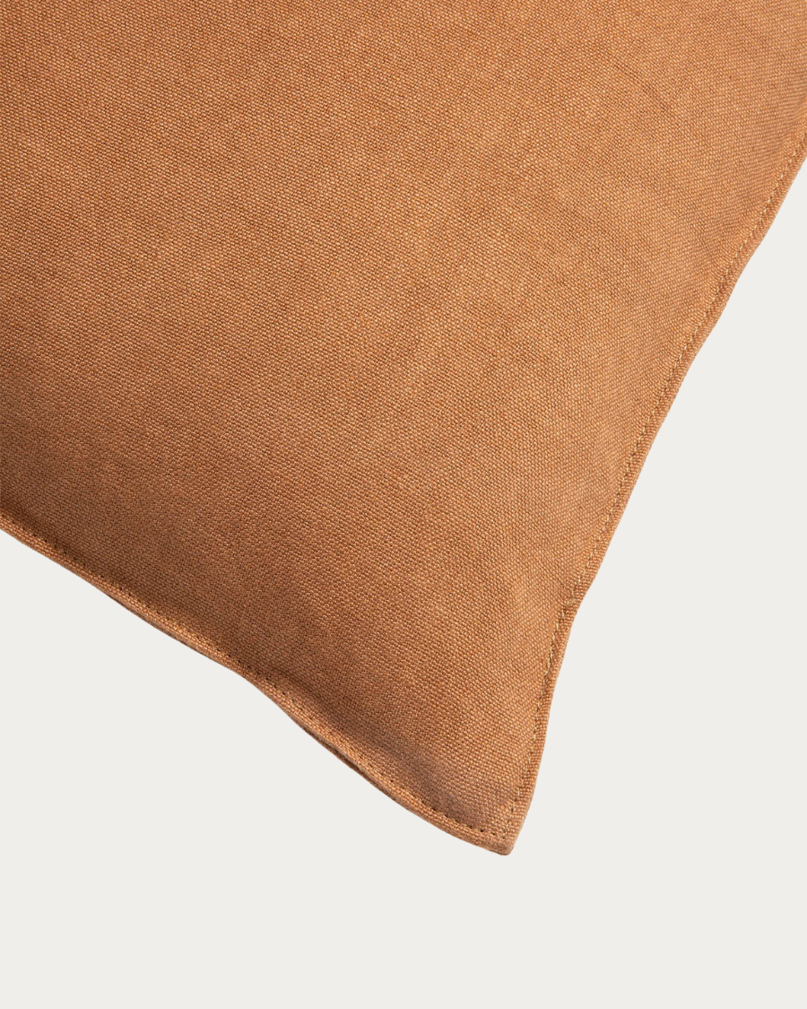 LIN NESCESSITY cushion
