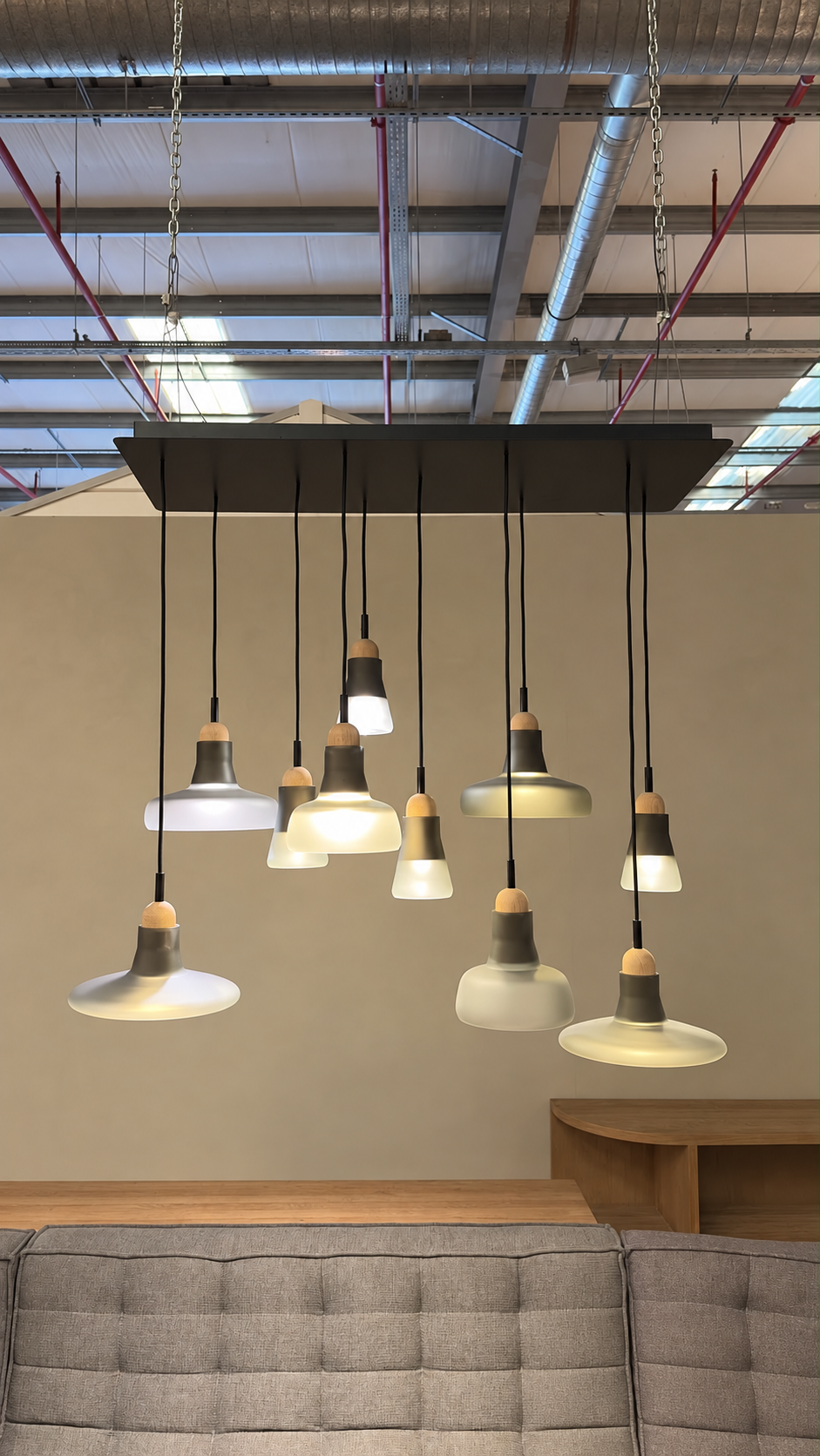 Suspension Brokis SHADOWS L, lot de 10, en Smoke Grey et Clear Oak