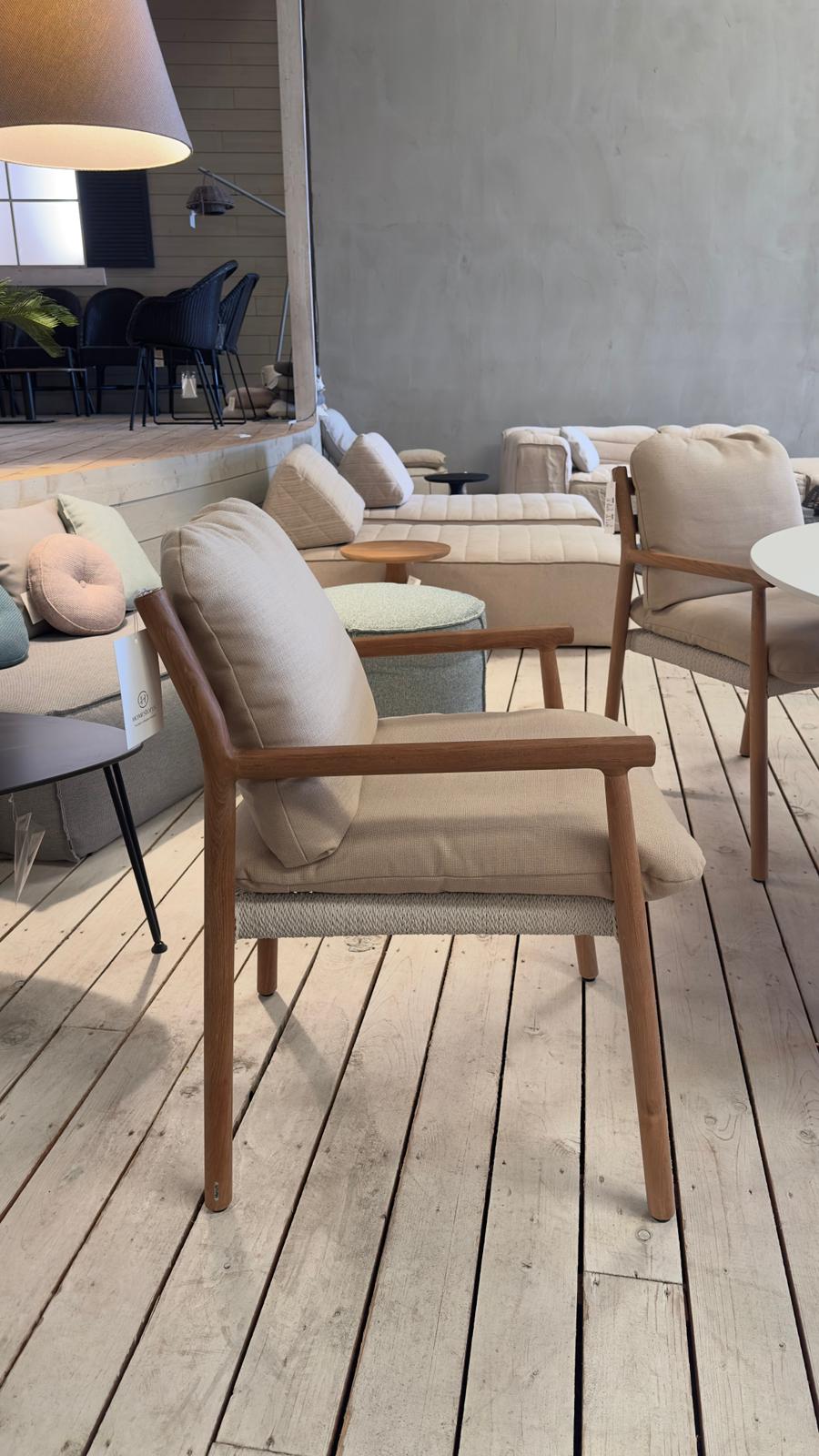 Chaise de jardin Manutti MUYU avec Textilene Rope Pepper et coussin d'assise Desert Charm C199