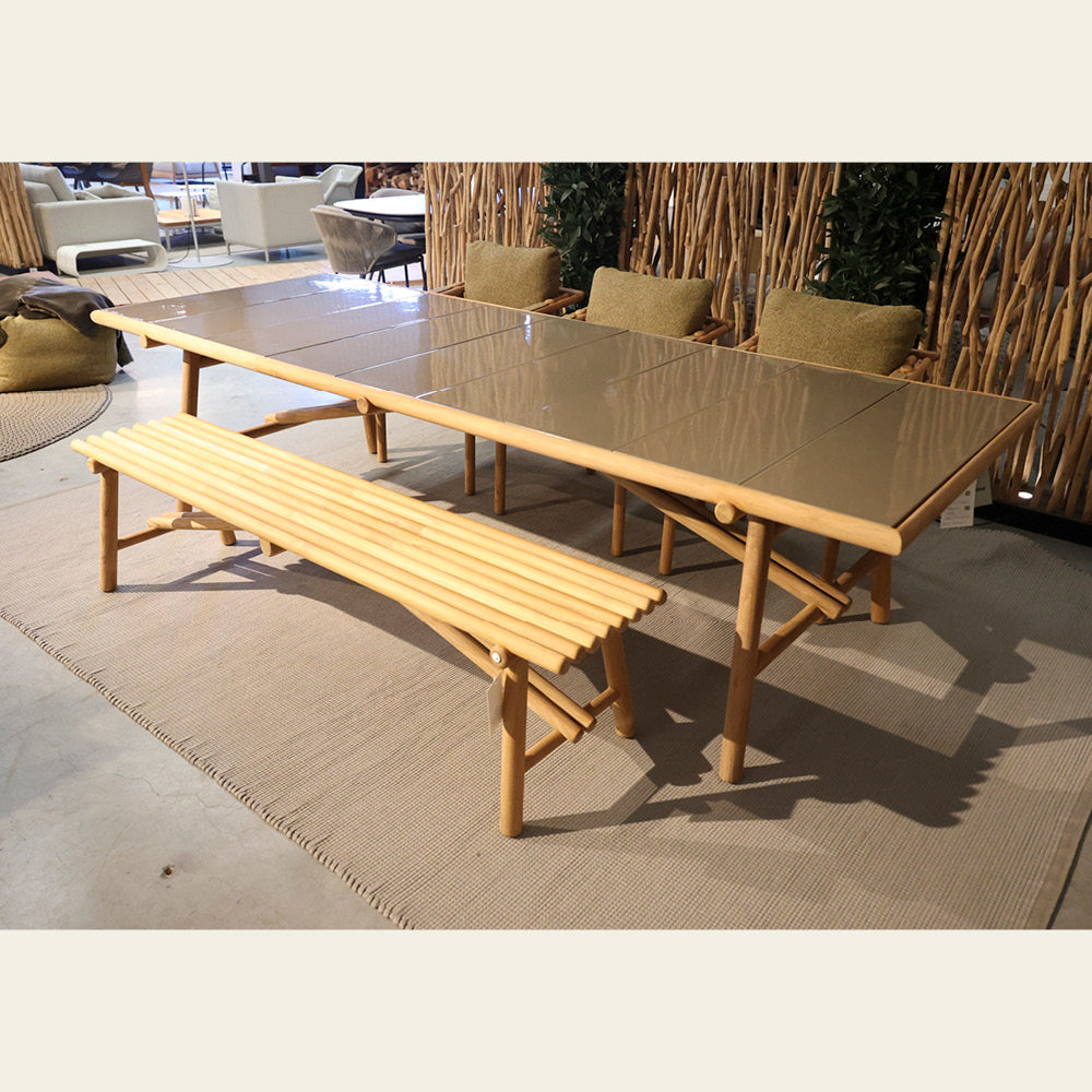 EXPO Cane-Line Table, banc et chaises STICKS