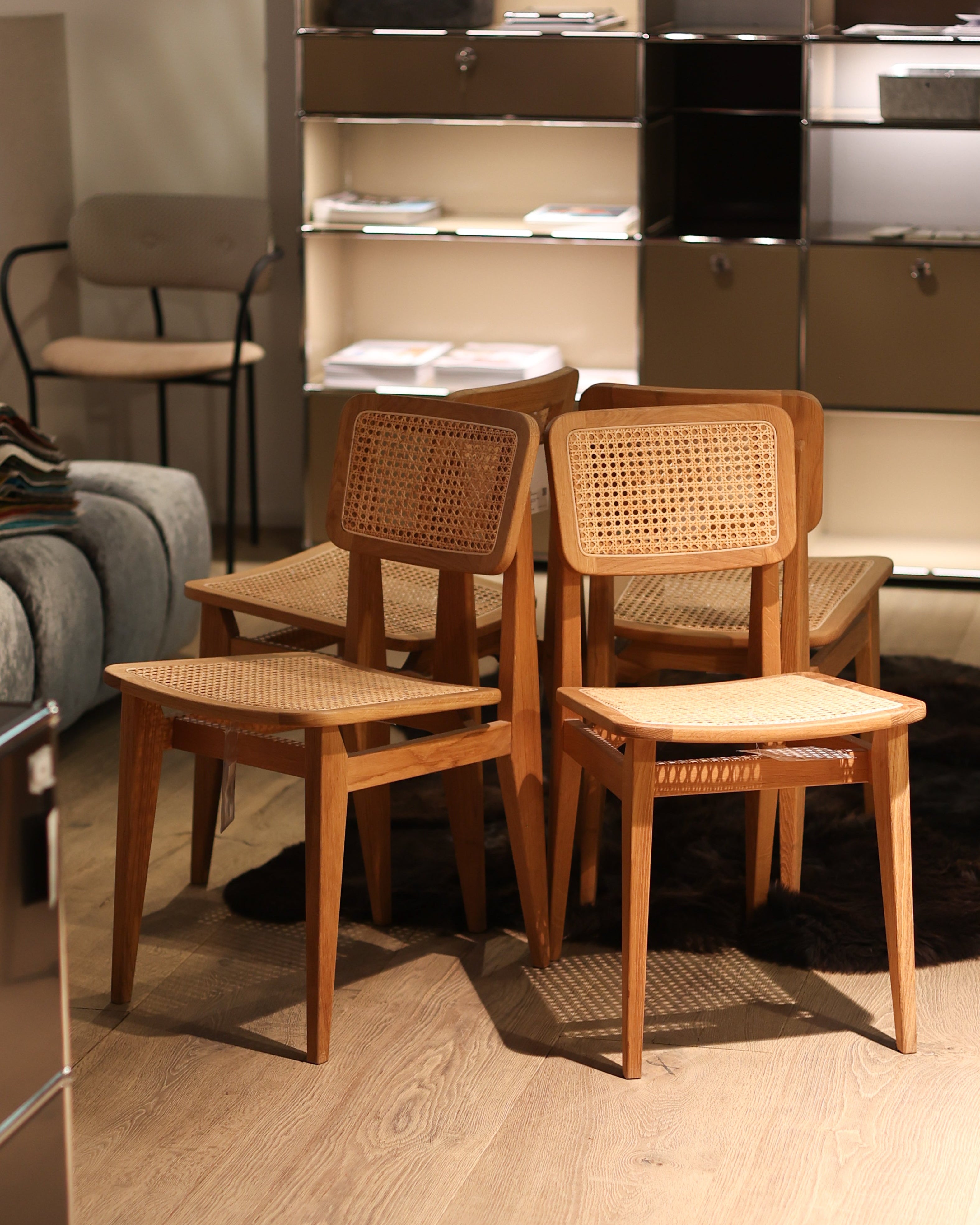 EXPO Gubi C Chaises