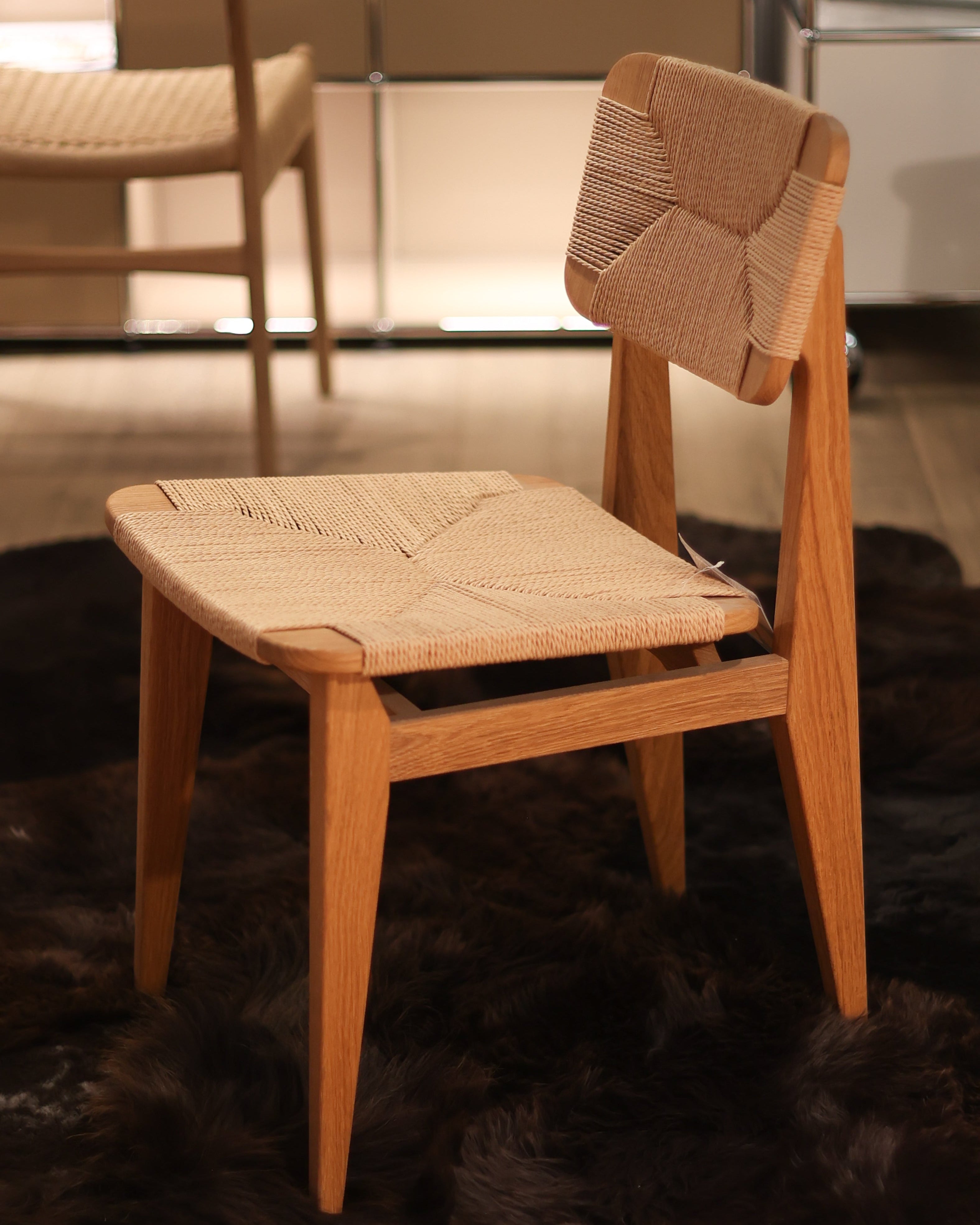 EXPO Gubi C Chaises