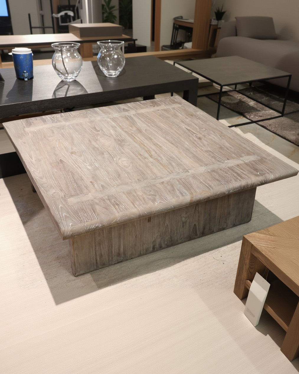 EXPO Gommaire DRAKE coffee table