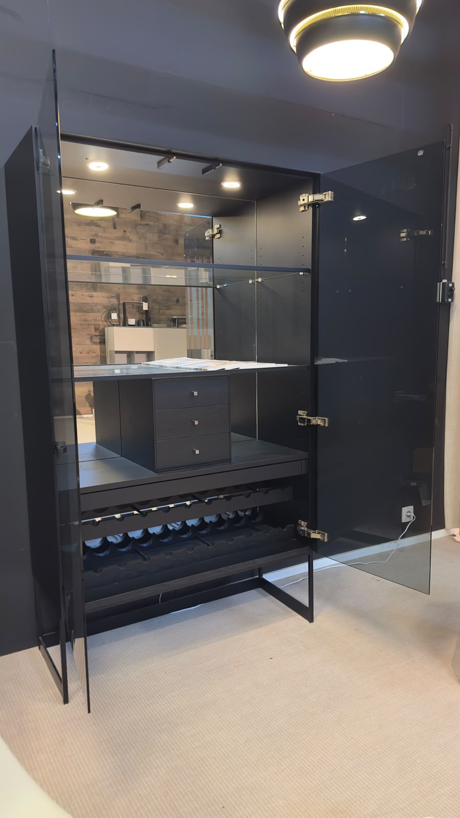 Armoire Scholtissek « ALLESKÖNNER » avec bois massif et miroir à l'intérieur