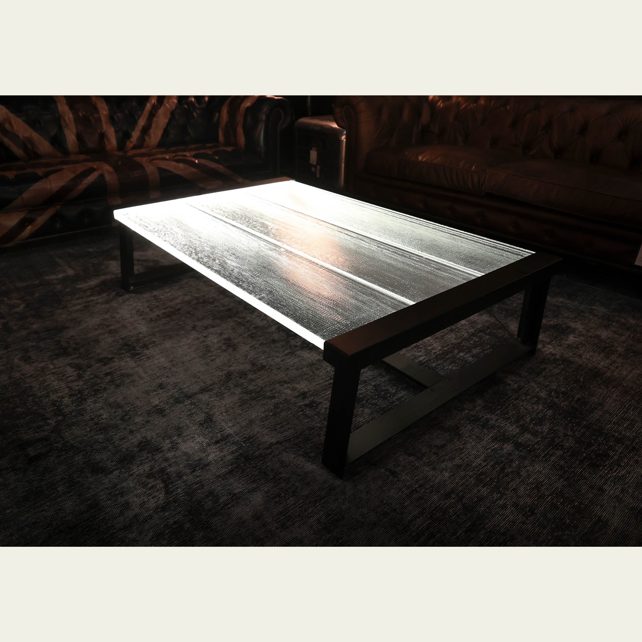 Expo Timothy Oulton Iceberg Glow coffee table