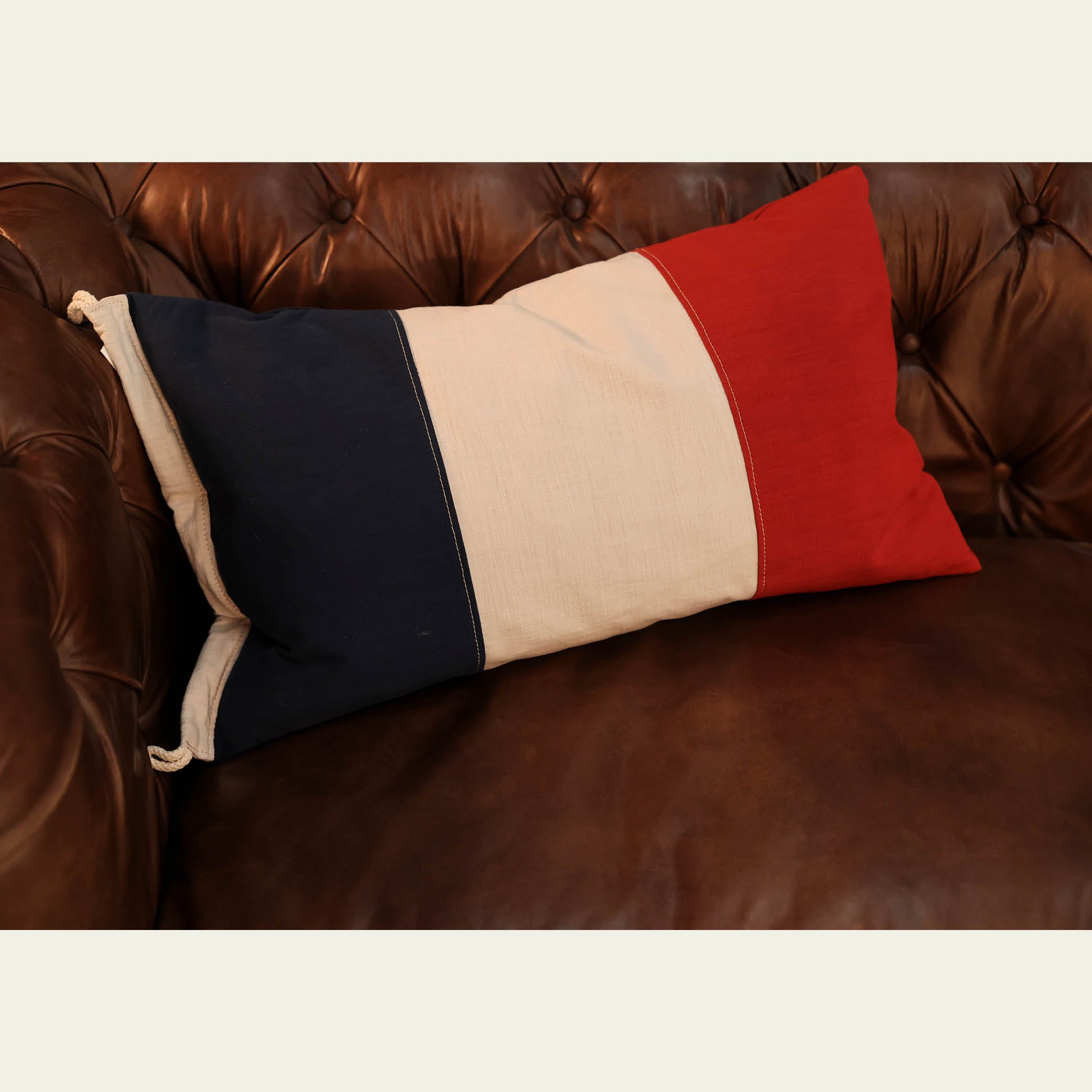 Expo Timothy Oulton Flag pillow