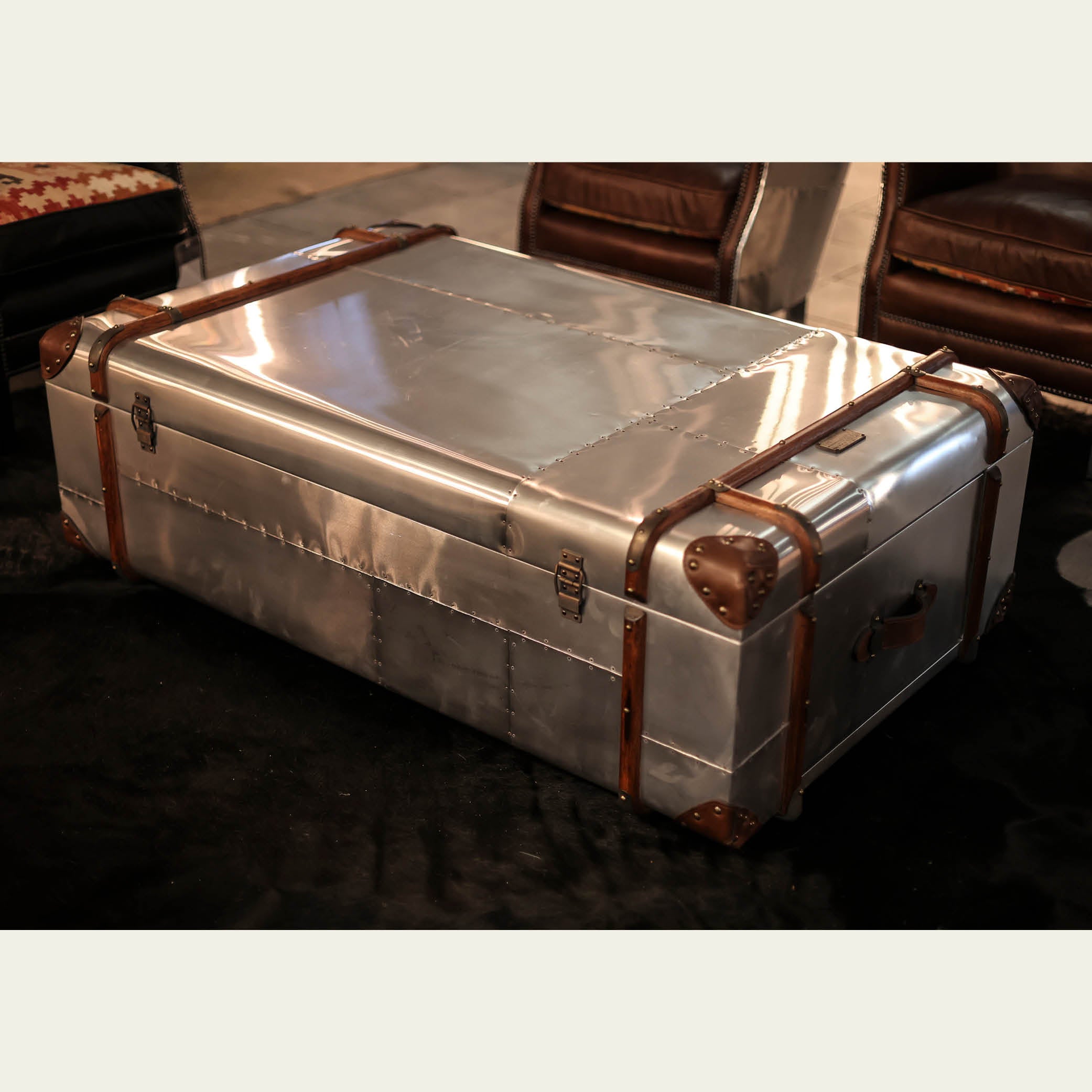 EXPO Timothy Oulton GLOBETREKKER coffee table