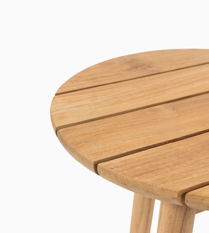 Vincent Sheppard ANTON : table basse, détail avec finition en teck naturel