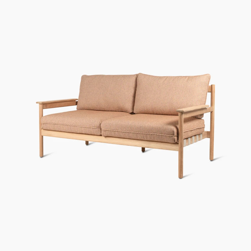 Vincent Sheppard ODA Garden Sofa Detail in Aged Teak and Polypropylene Rope