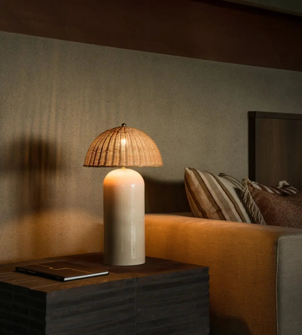 ARVIN Table Lamp