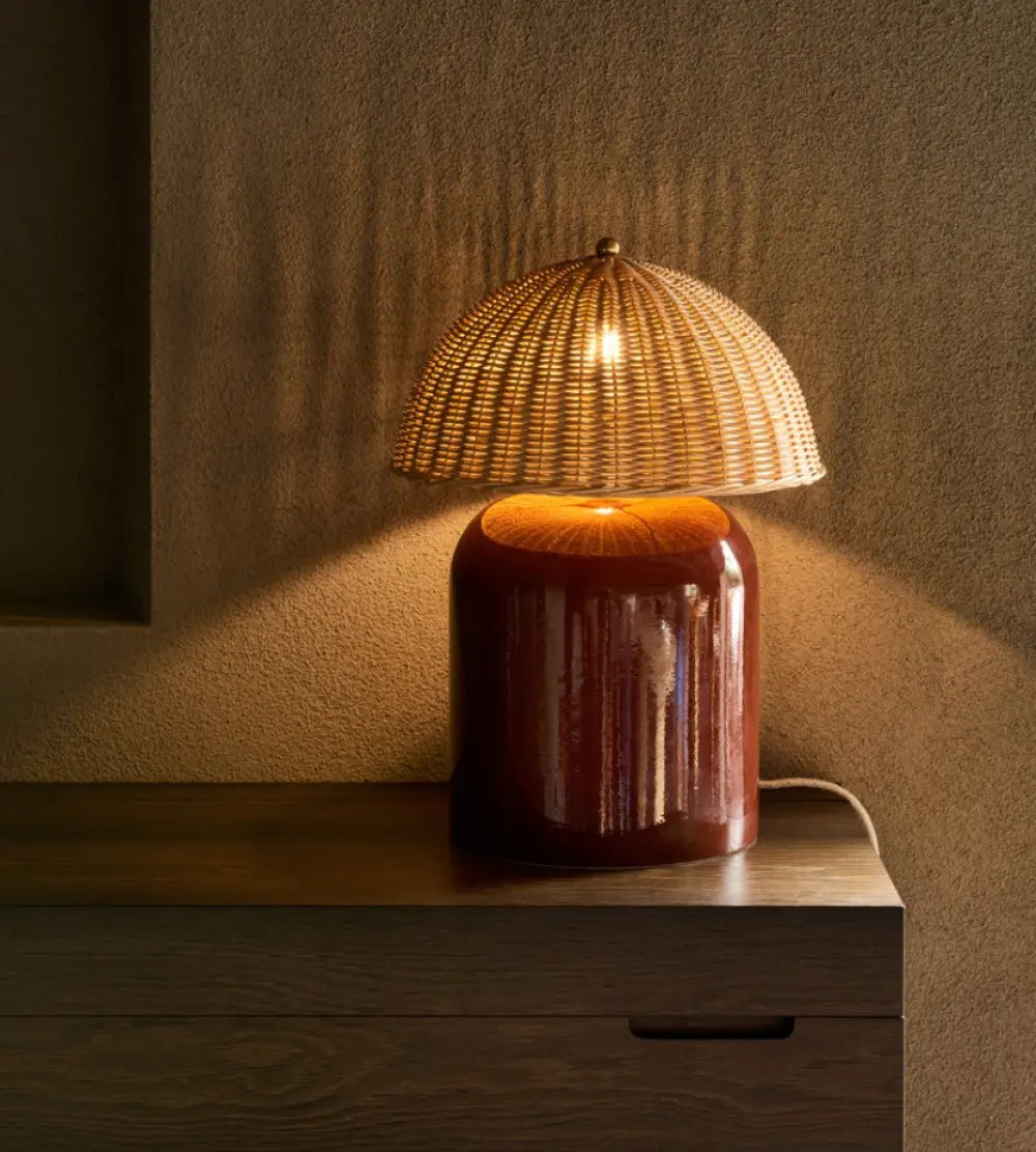 ARVIN Table Lamp