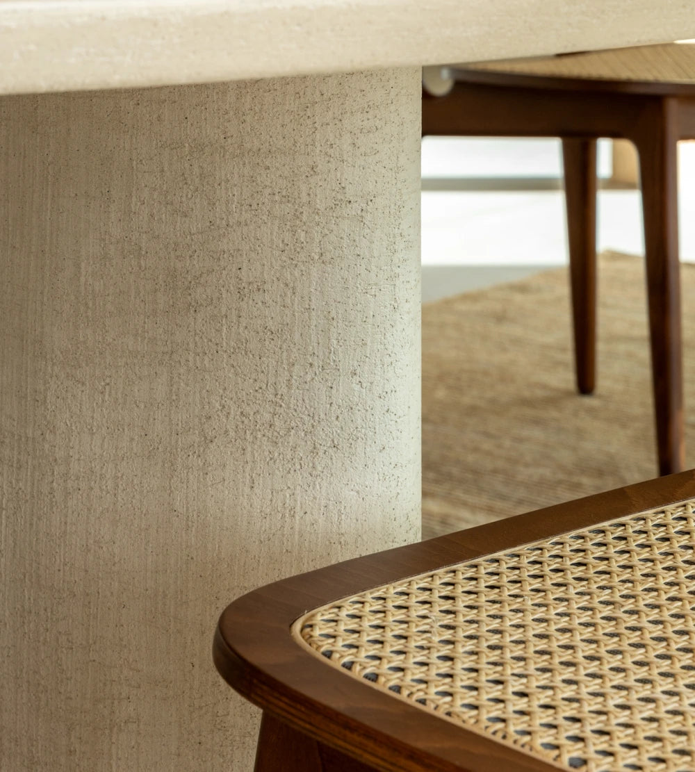 Dining Table ARI Ellipse
