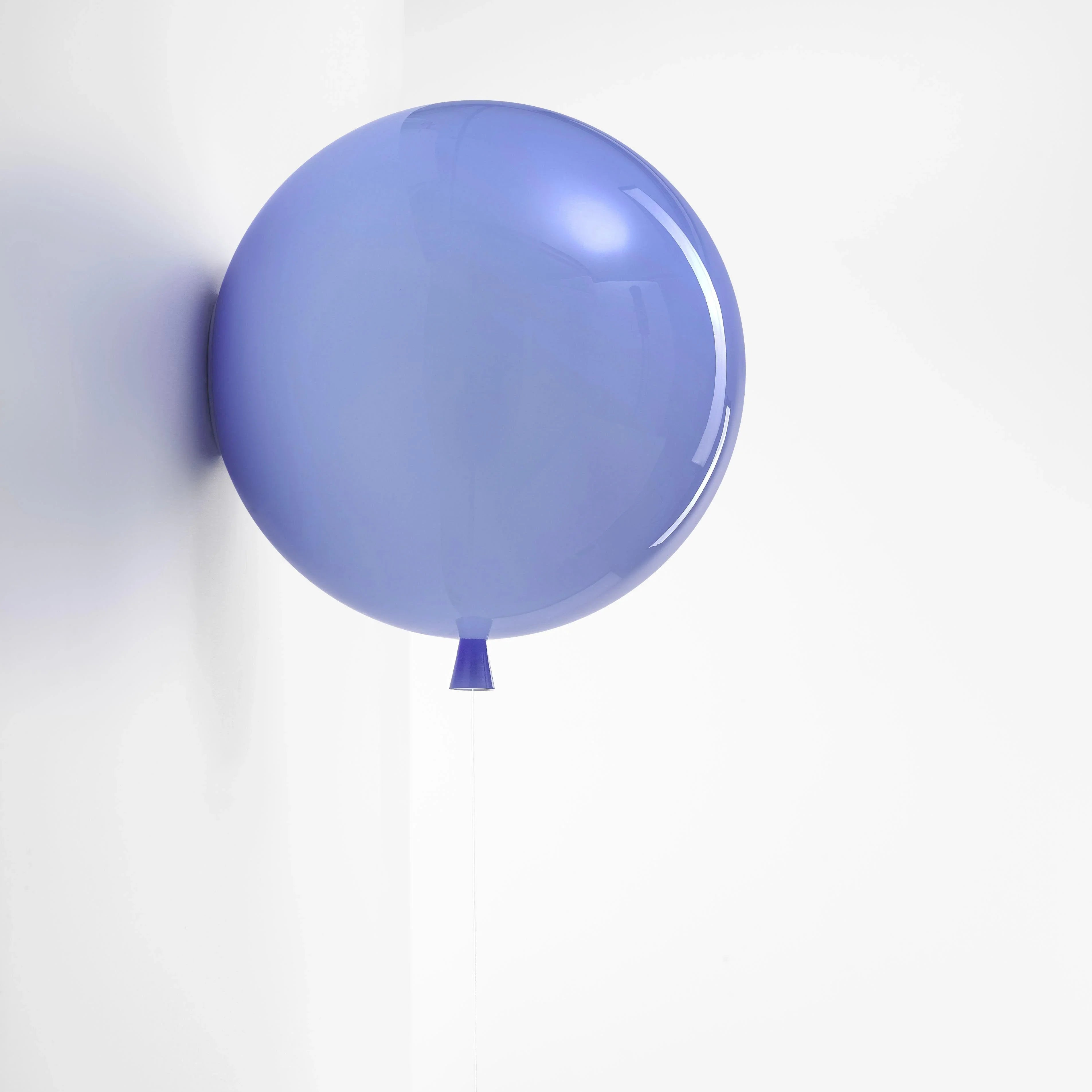 MEMORY WALL Wandlampe in Blau glänzend – markante Leuchte mit glänzender Oberfläche für verspielte Wandgestaltung