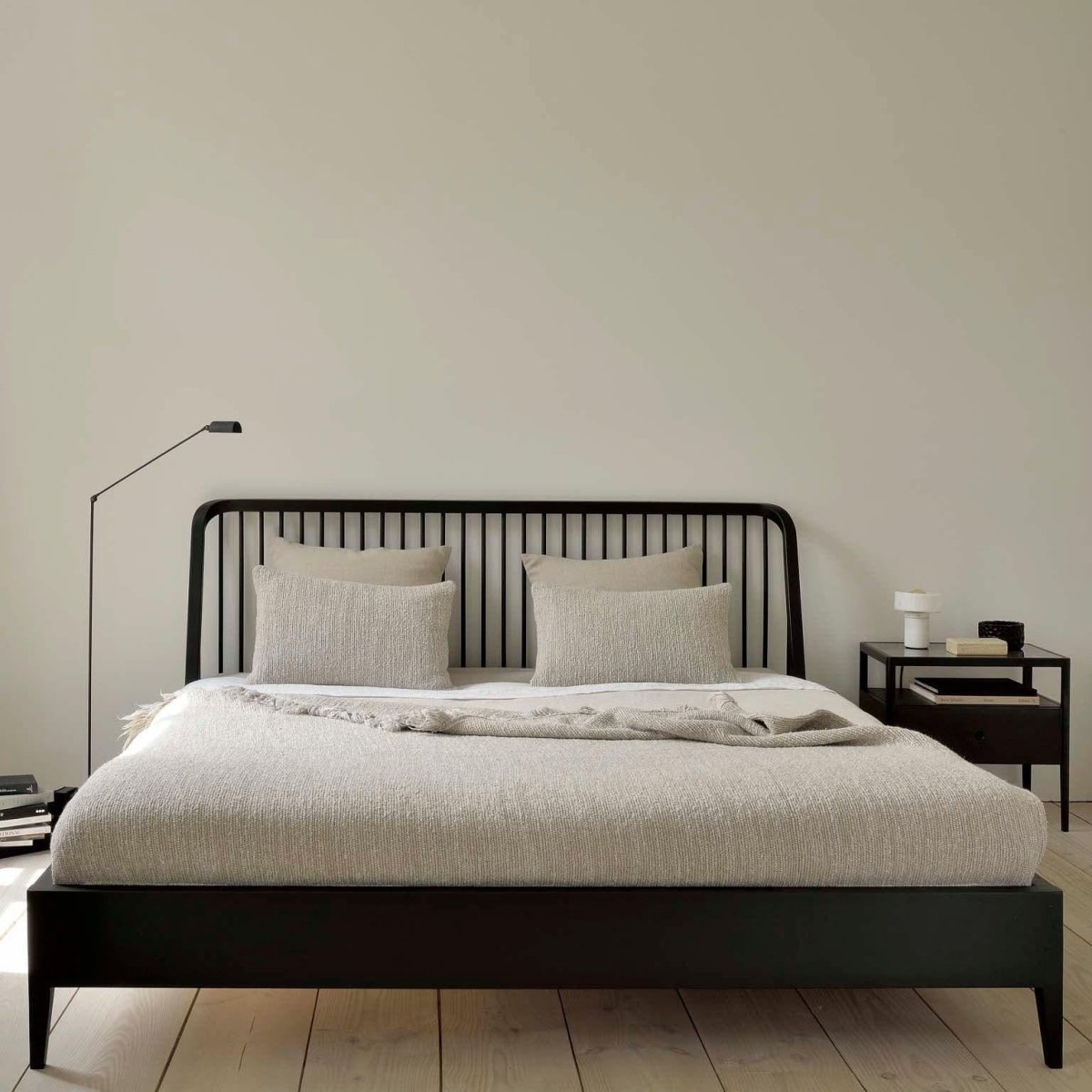 Ethnicraft - Bett SPINDLE - 51247 | Homestorys