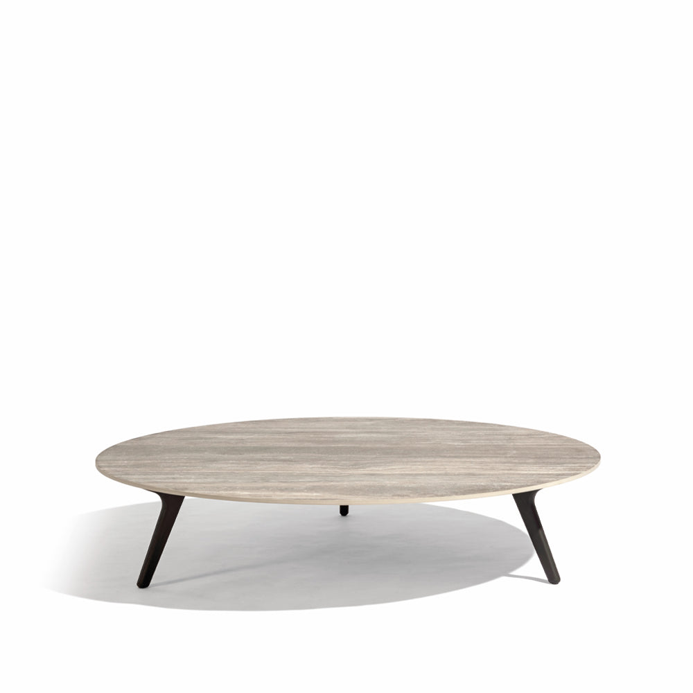 Expo Manutti Kobo lounge group with Torsa coffee table