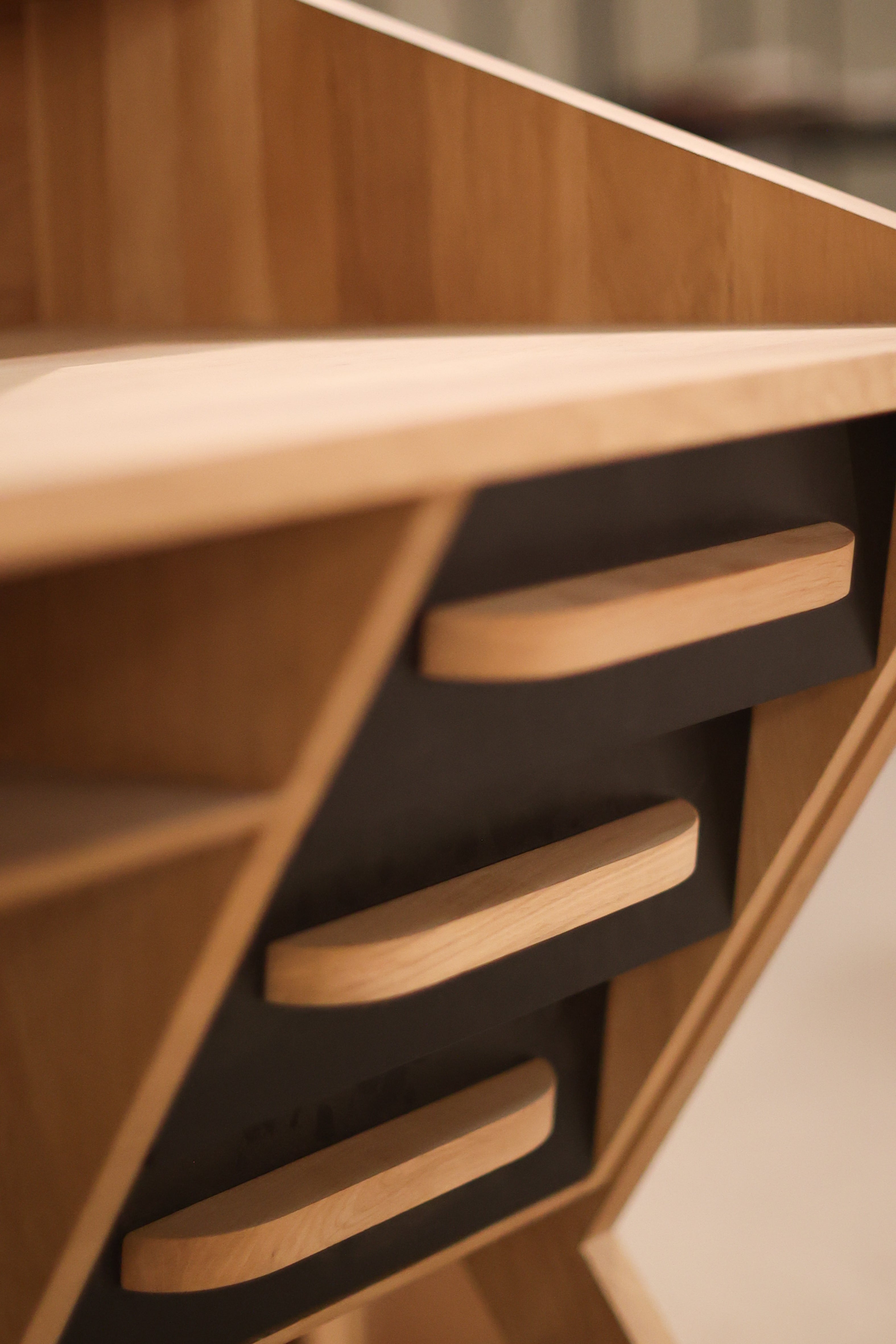 EXPO Ethnicraft DOUBLE extendable table