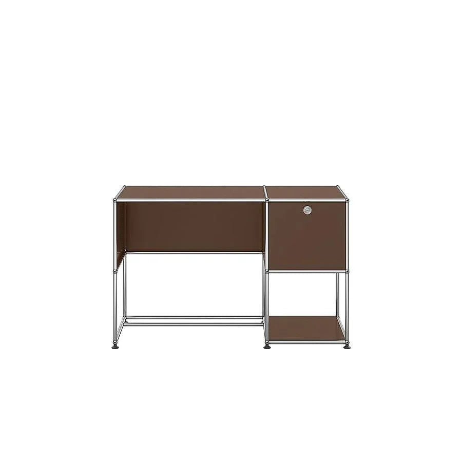 USM Haller B21 Schreibtisch in Braun – warmes, zurückhaltendes Design für klassische Büros, Wohn-Arbeitsbereiche und elegante Einrichtungslösungen
