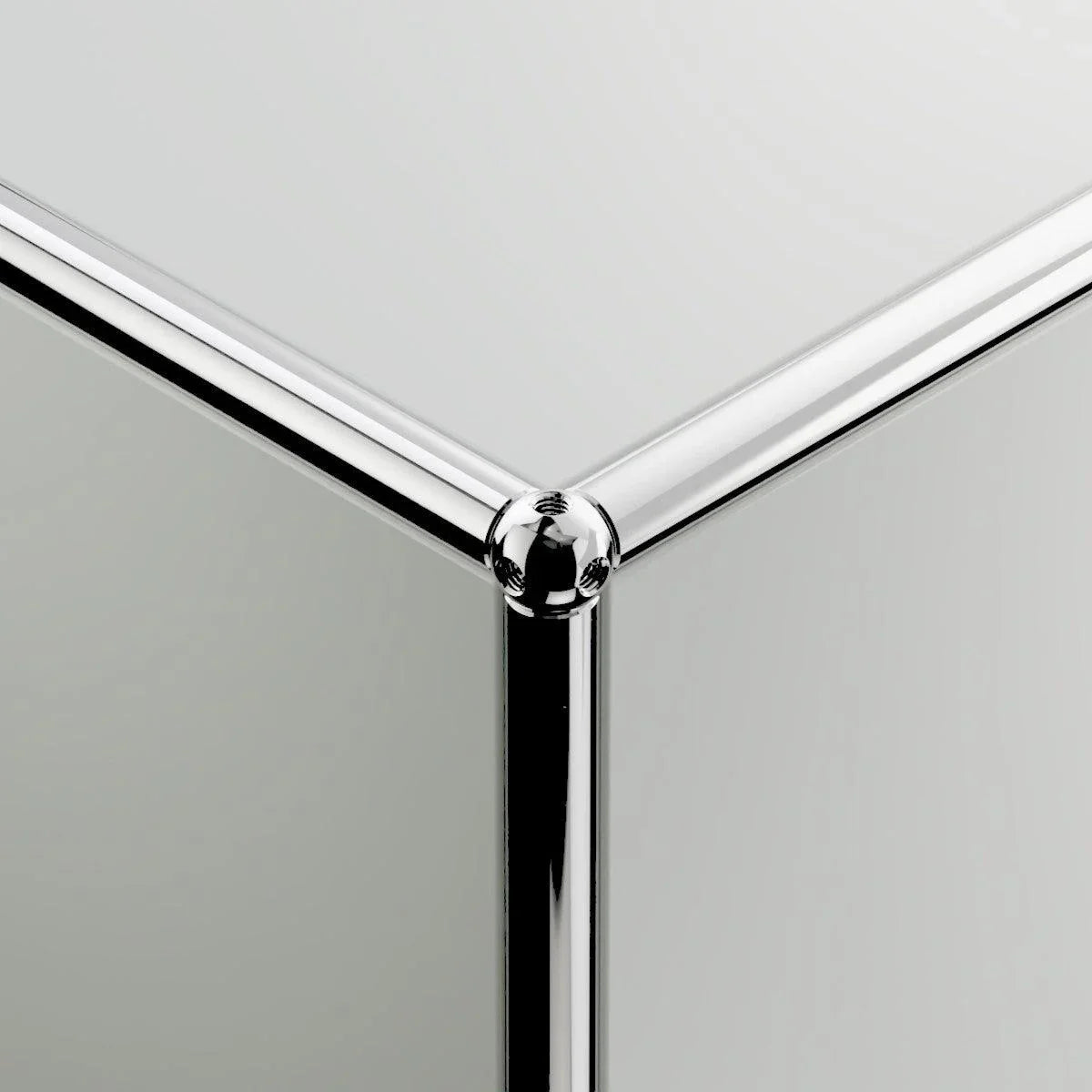 USM Haller M55 Nachttisch in Lichtgrau – Detailaufnahme der Kantenausführung für moderne Einrichtungslösungen mit Designanspruch und Modularität